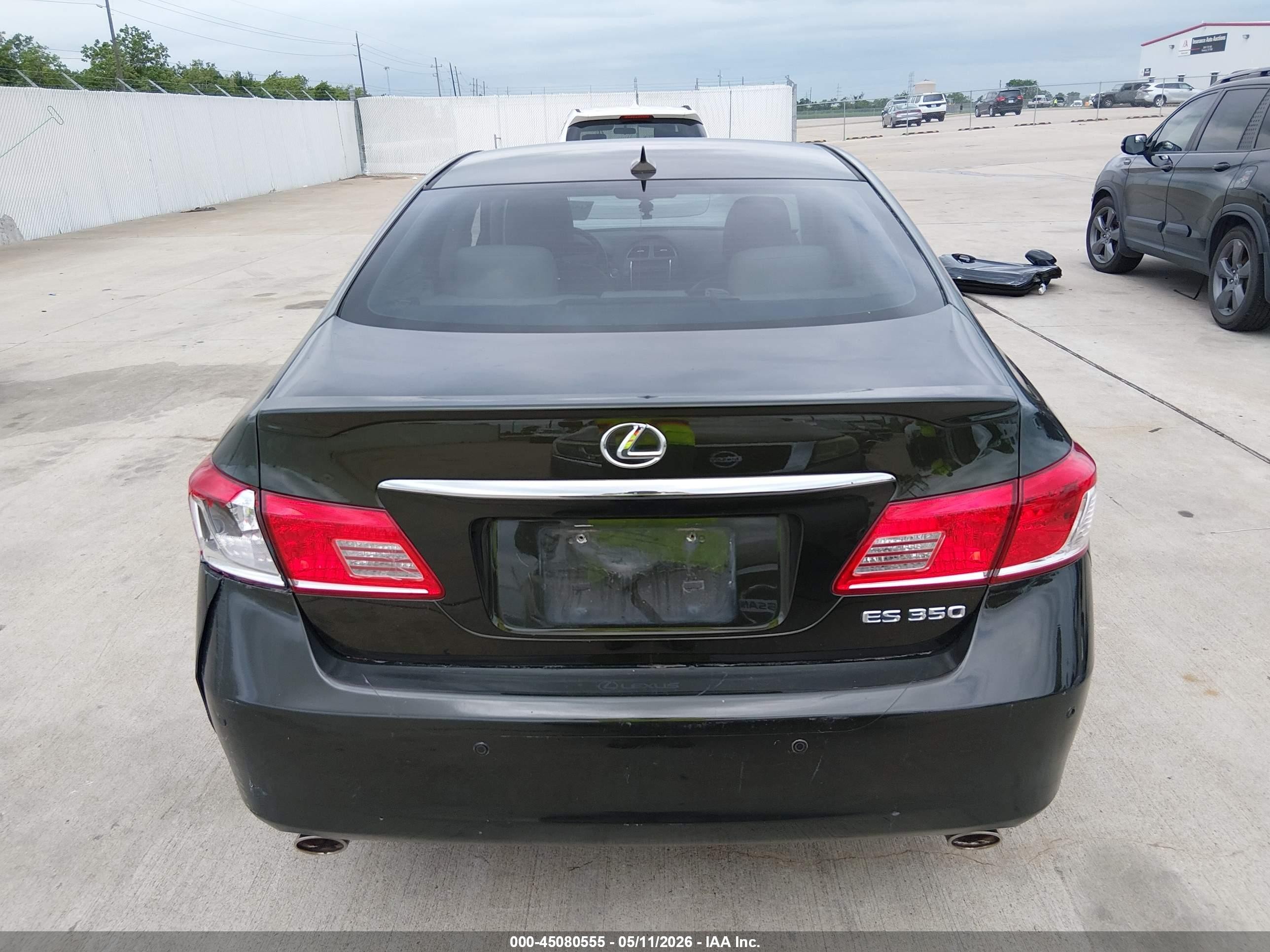 2011 Lexus Es 350   Зеленый vin: JTHBK1EG5B2469797