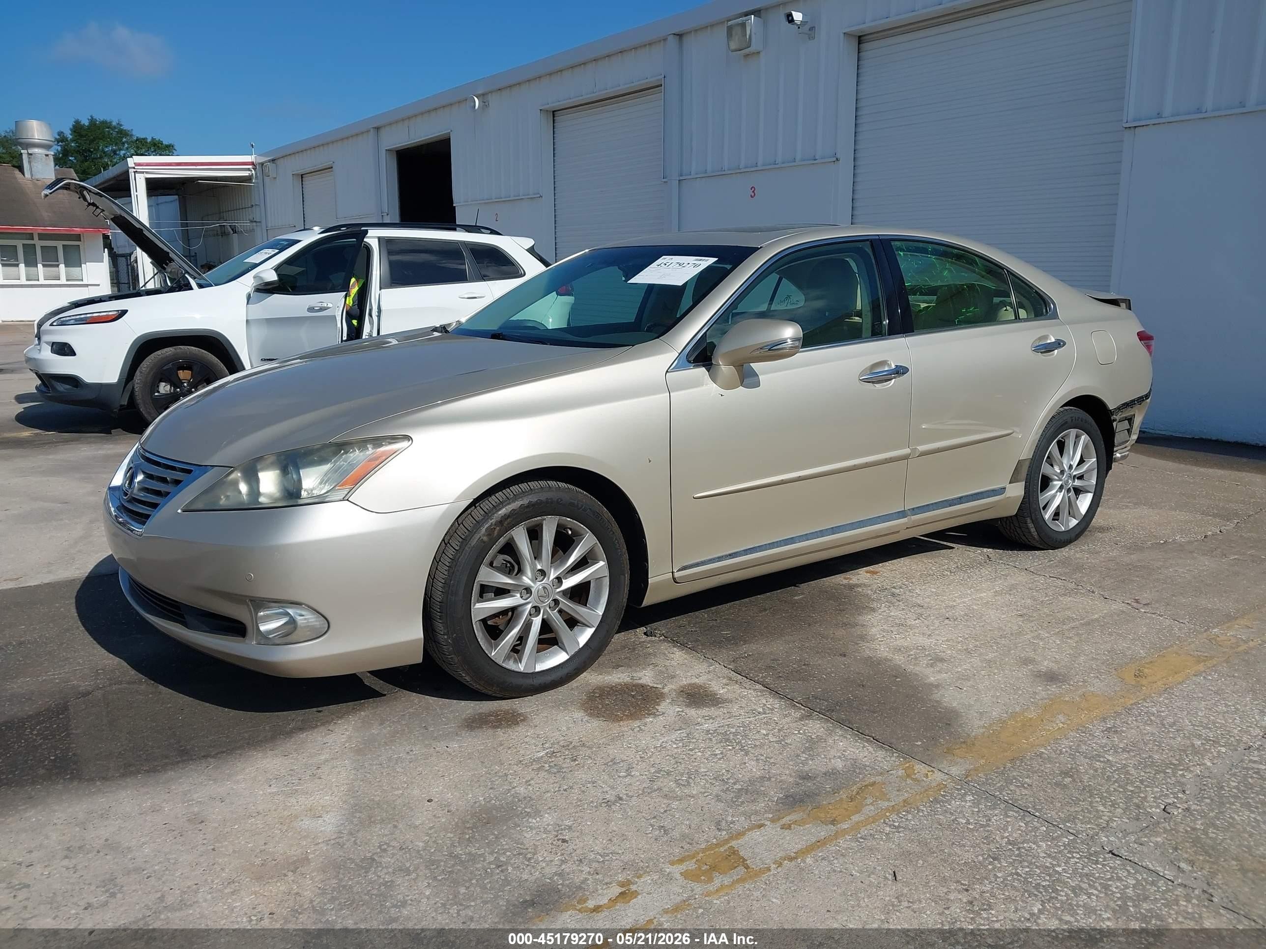 2012 Lexus Es 350 Gold vin: JTHBK1EG5C2474077