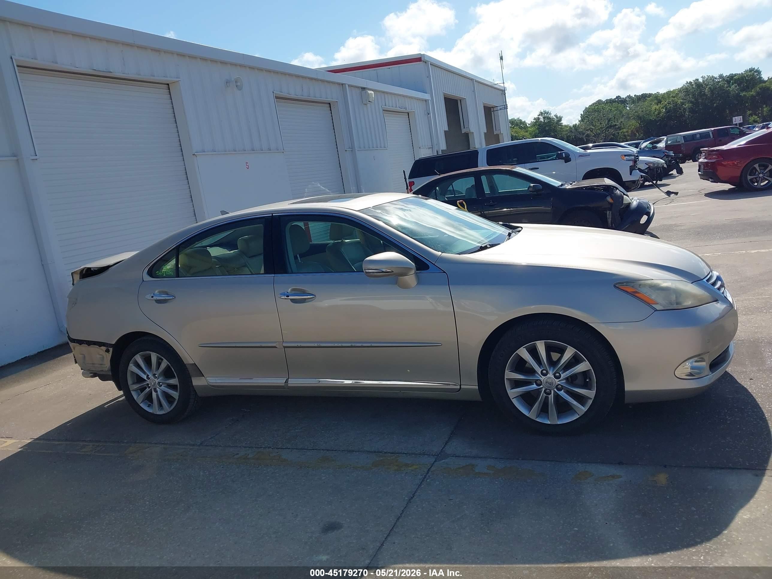 2012 Lexus Es 350 Gold vin: JTHBK1EG5C2474077