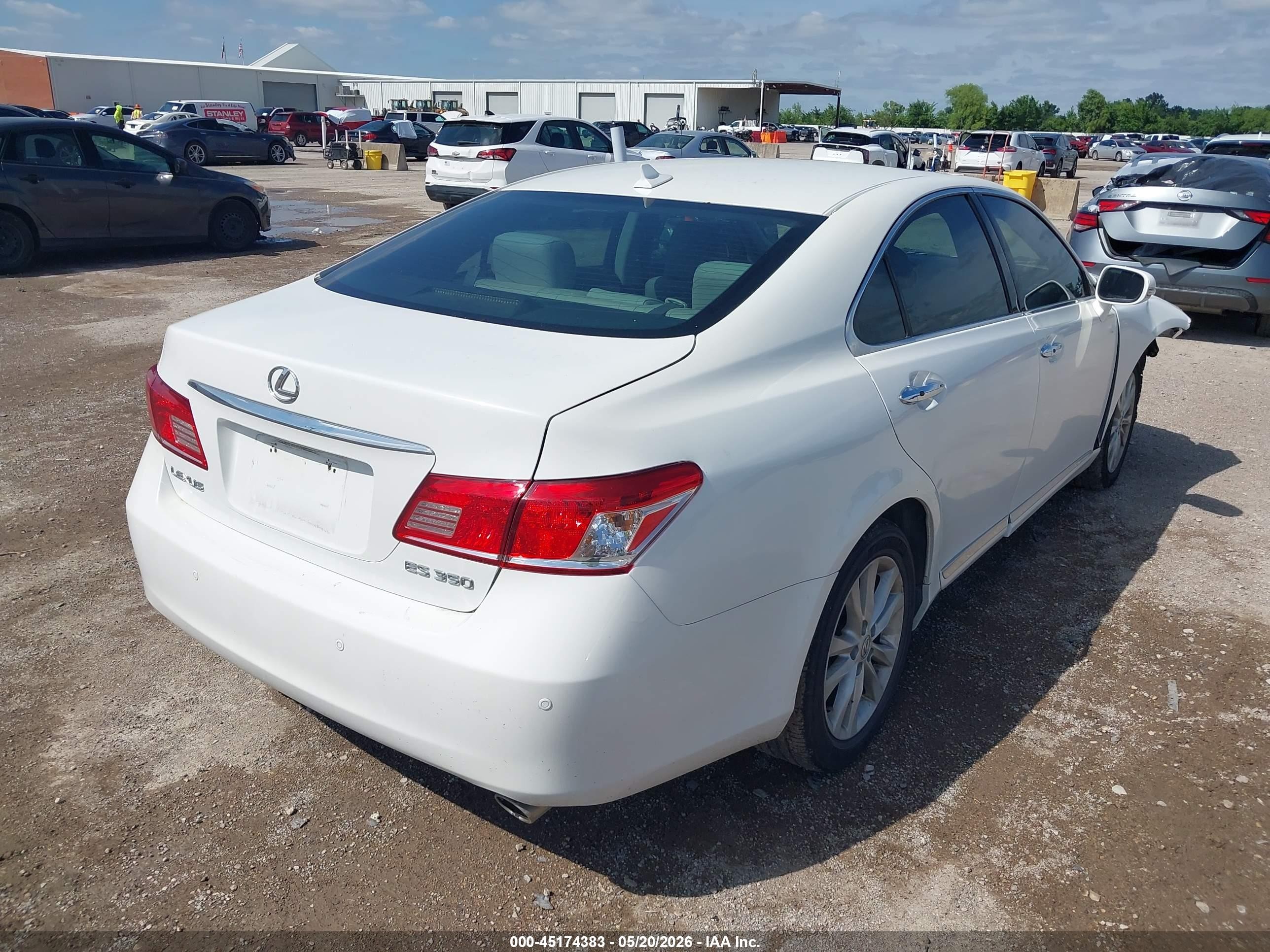 2012 Lexus Es 350   White vin: JTHBK1EG5C2475990