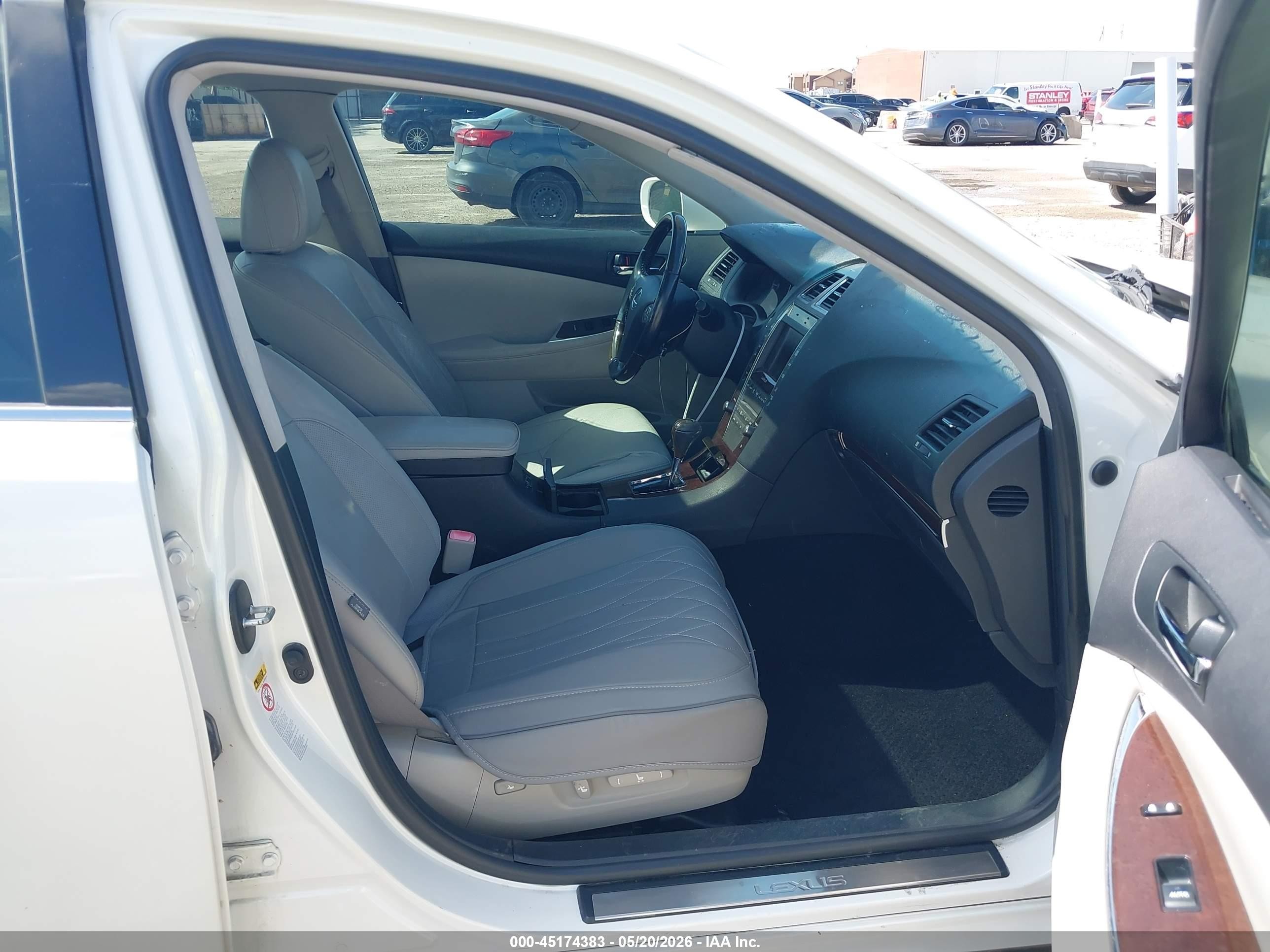 2012 Lexus Es 350   White vin: JTHBK1EG5C2475990