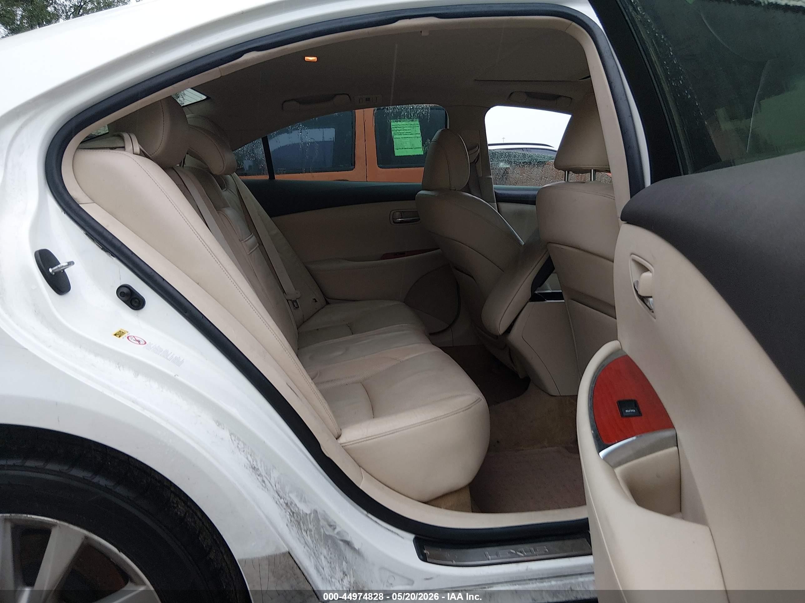 2012 Lexus Es 350   White vin: JTHBK1EG5C2502458