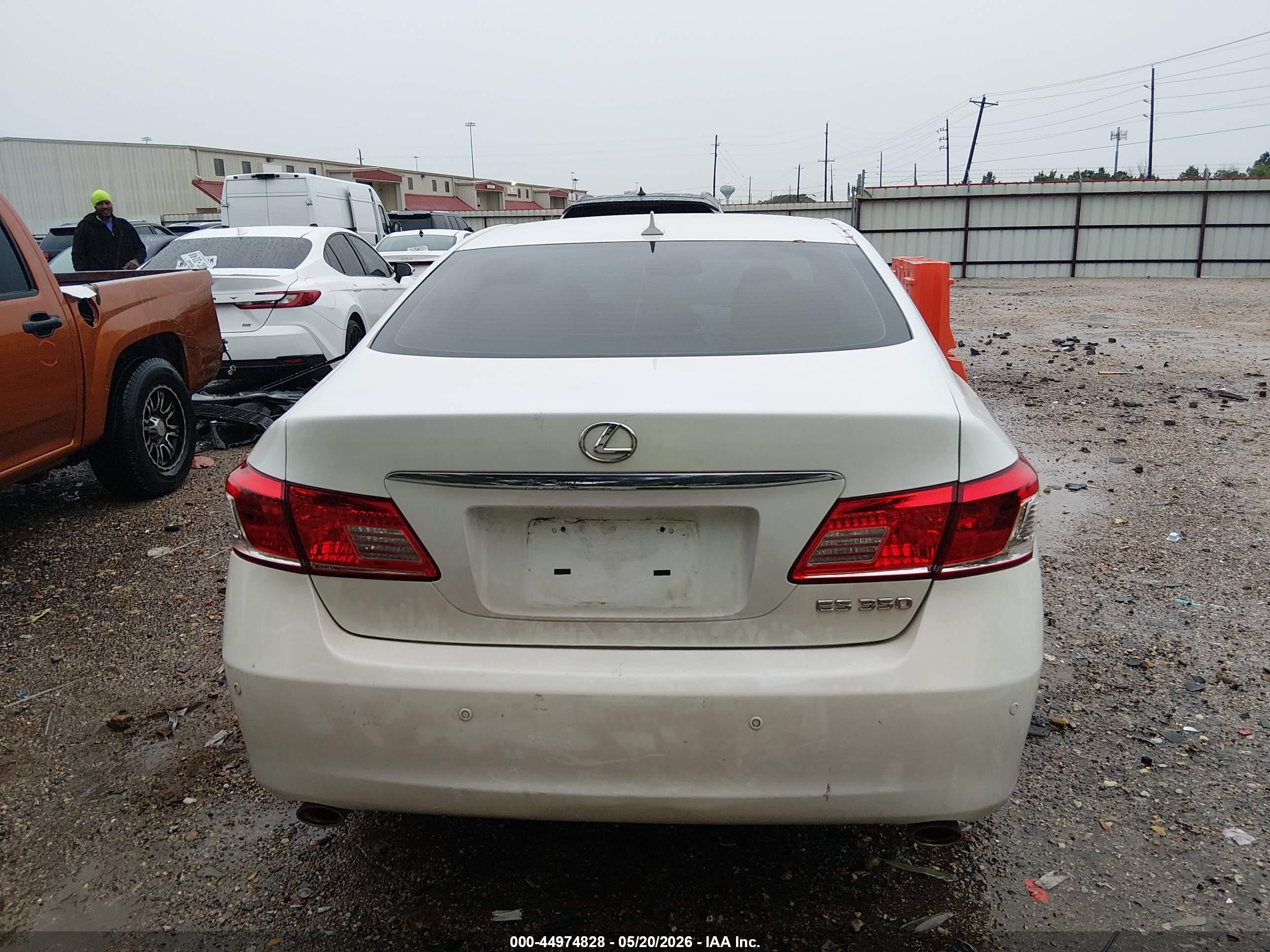 2012 Lexus Es 350   White vin: JTHBK1EG5C2502458