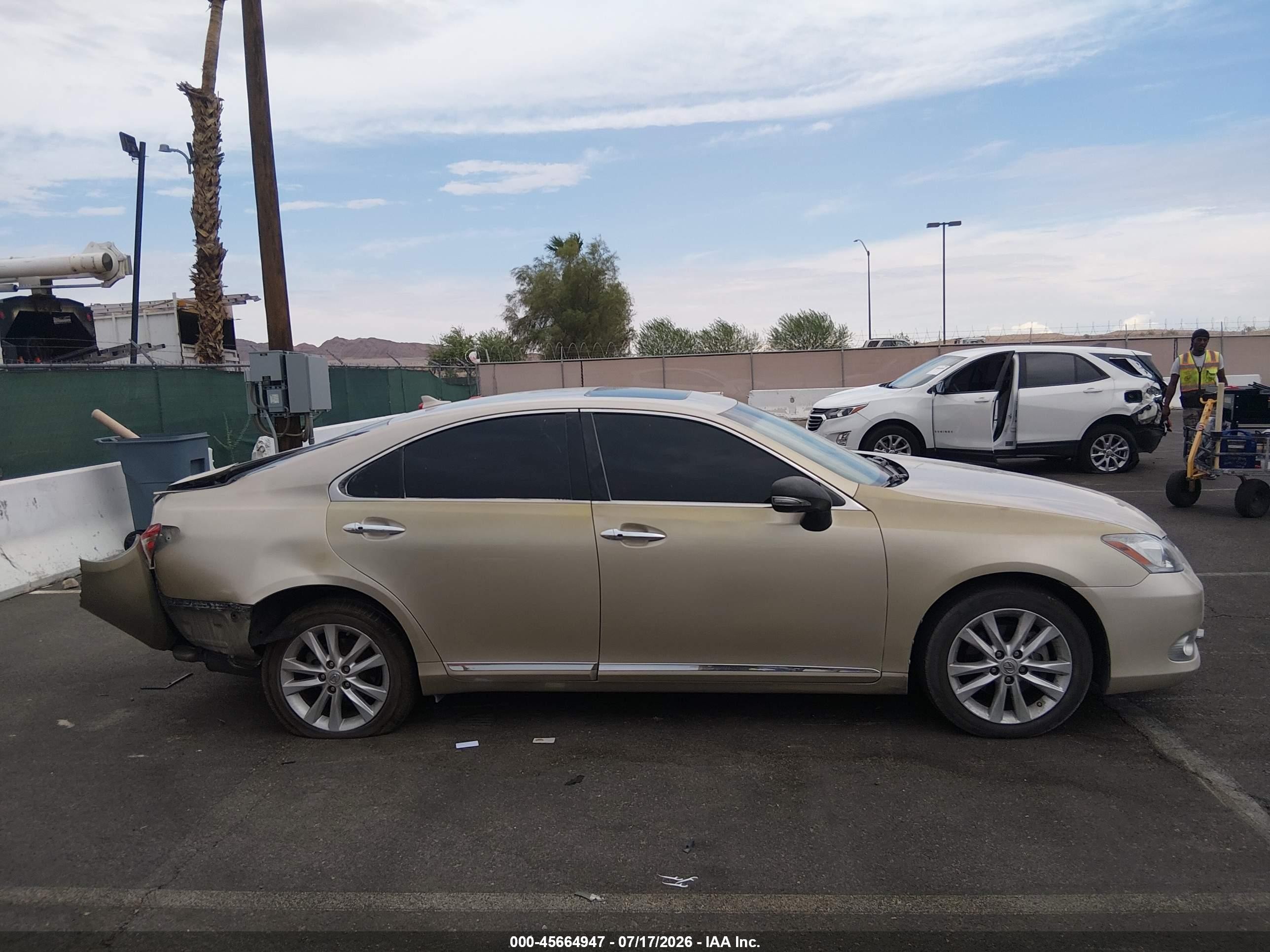 2012 Lexus Es 350 Gold vin: JTHBK1EG5C2507899