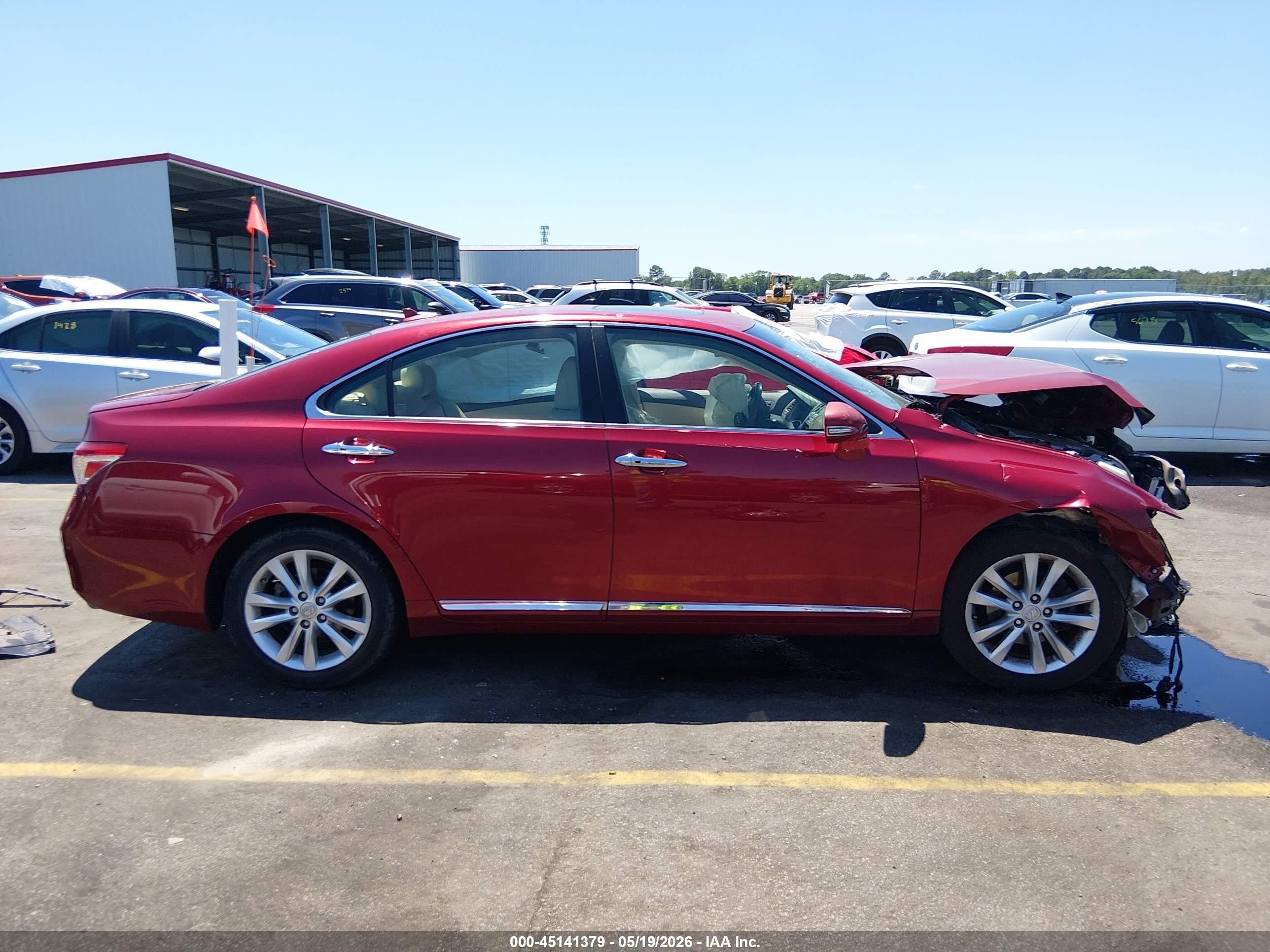2010 Lexus Es 350   Burgundy vin: JTHBK1EG6A2358982