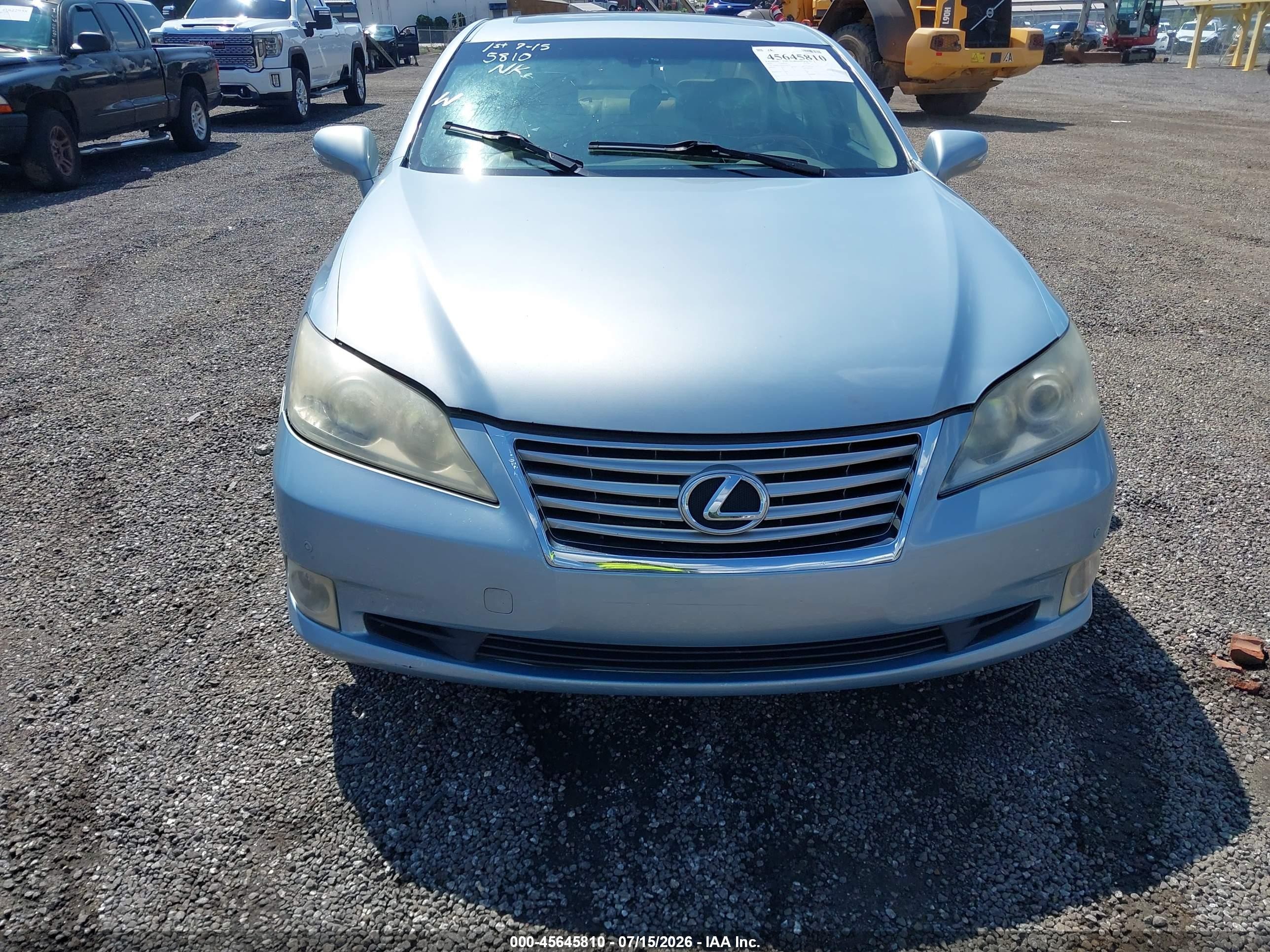 2010 Lexus Es 350   Light Blue vin: JTHBK1EG6A2366810