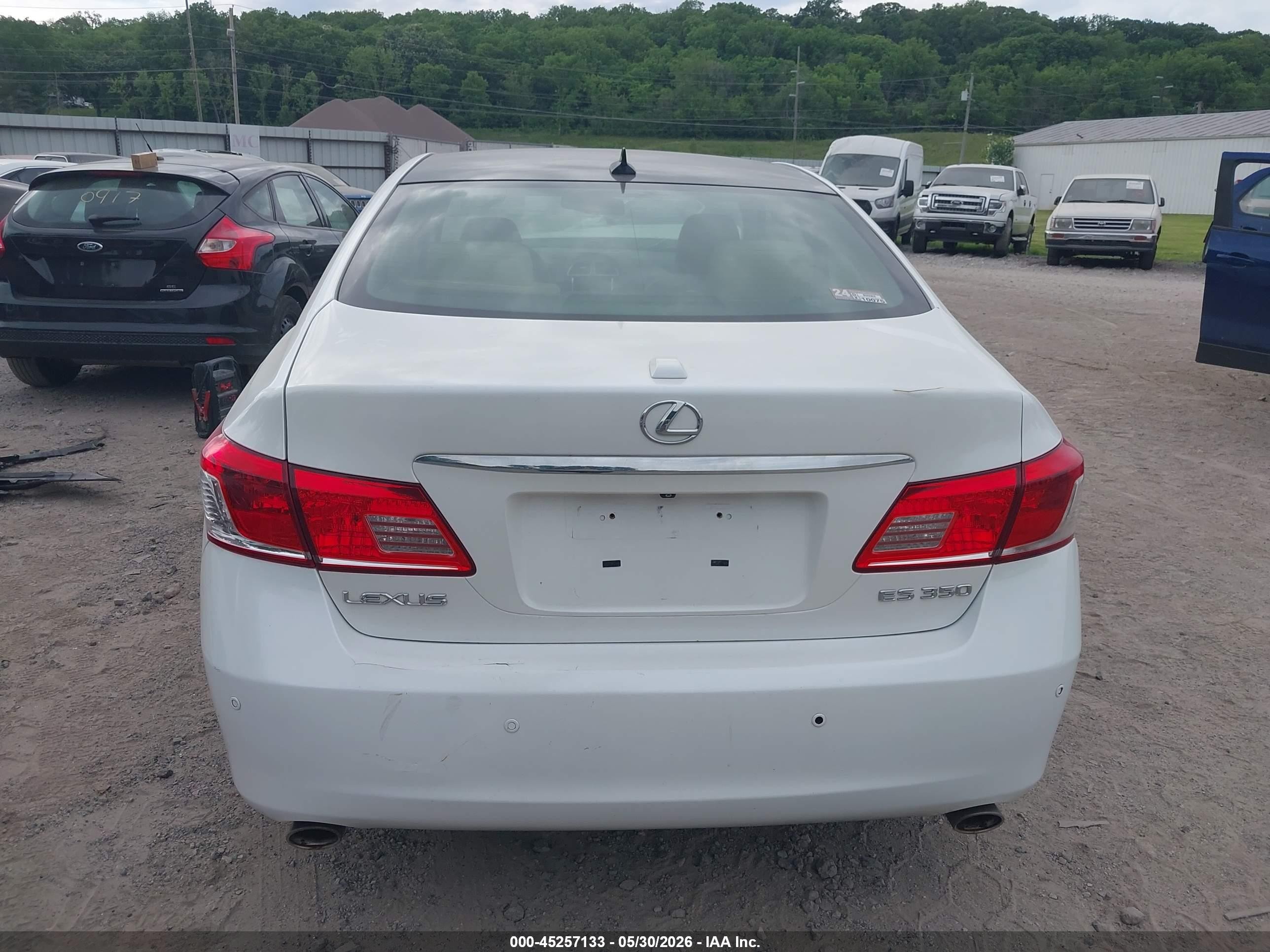2010 Lexus Es 350 White vin: JTHBK1EG6A2372817