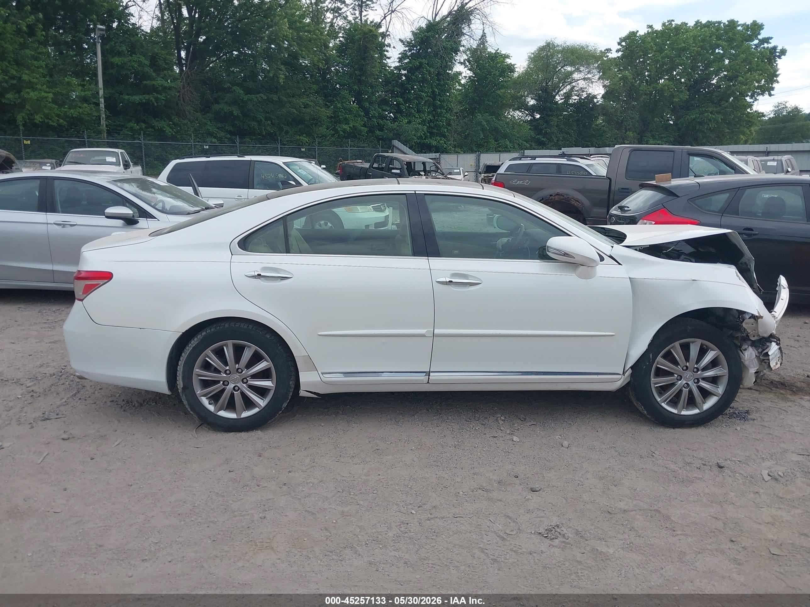 2010 Lexus Es 350 White vin: JTHBK1EG6A2372817