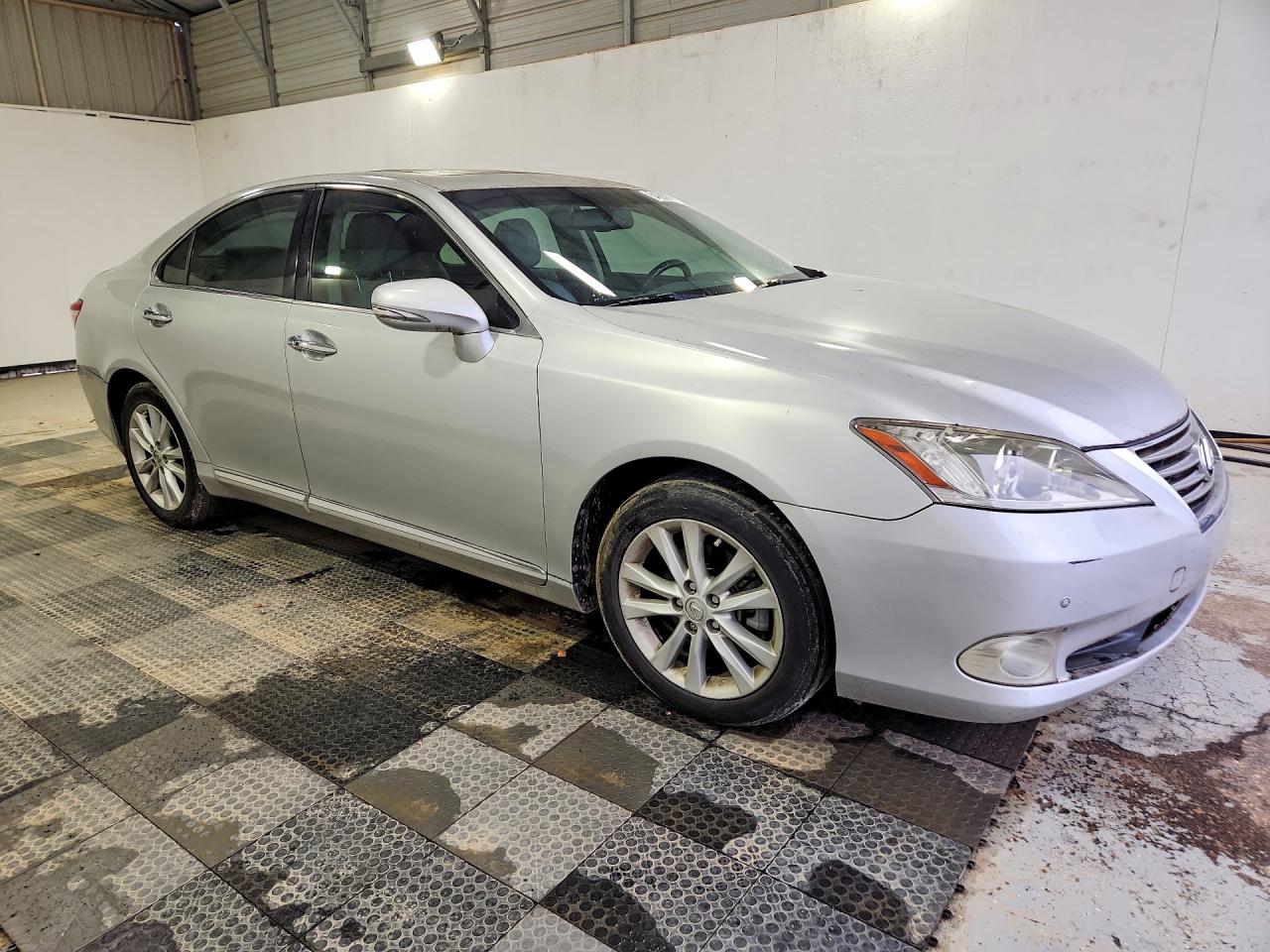 2010 Lexus Es 350 Silver vin: JTHBK1EG6A2406304