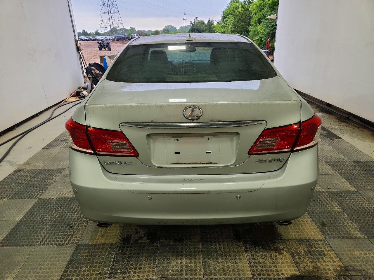 2010 Lexus Es 350 Silver vin: JTHBK1EG6A2406304
