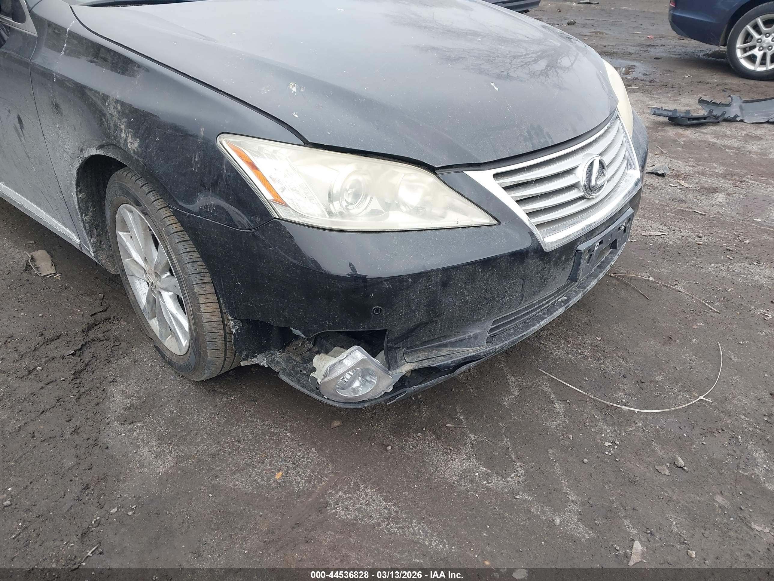 2011 Lexus Es 350   Black vin: JTHBK1EG6B2421547