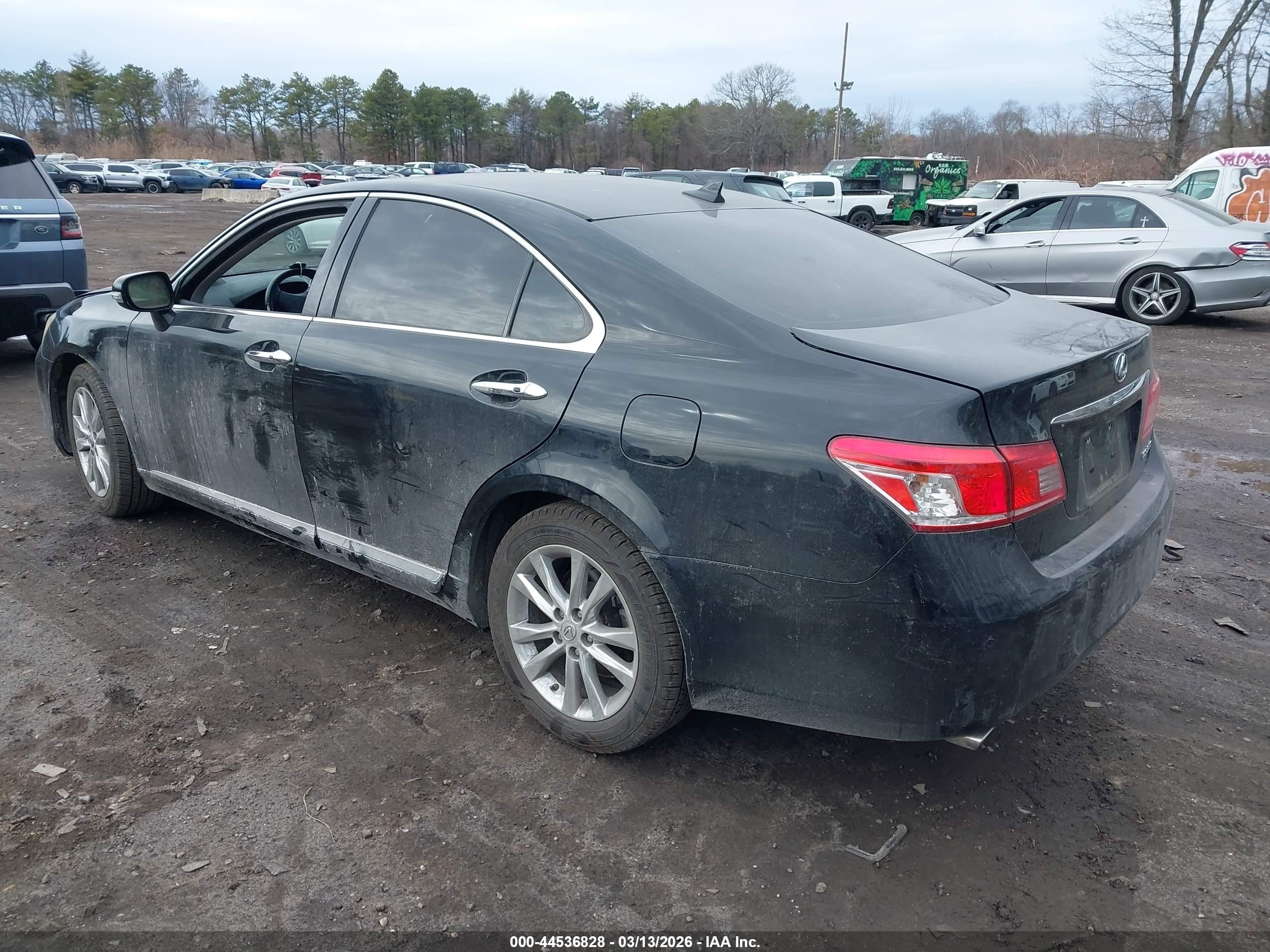 2011 Lexus Es 350   Black vin: JTHBK1EG6B2421547