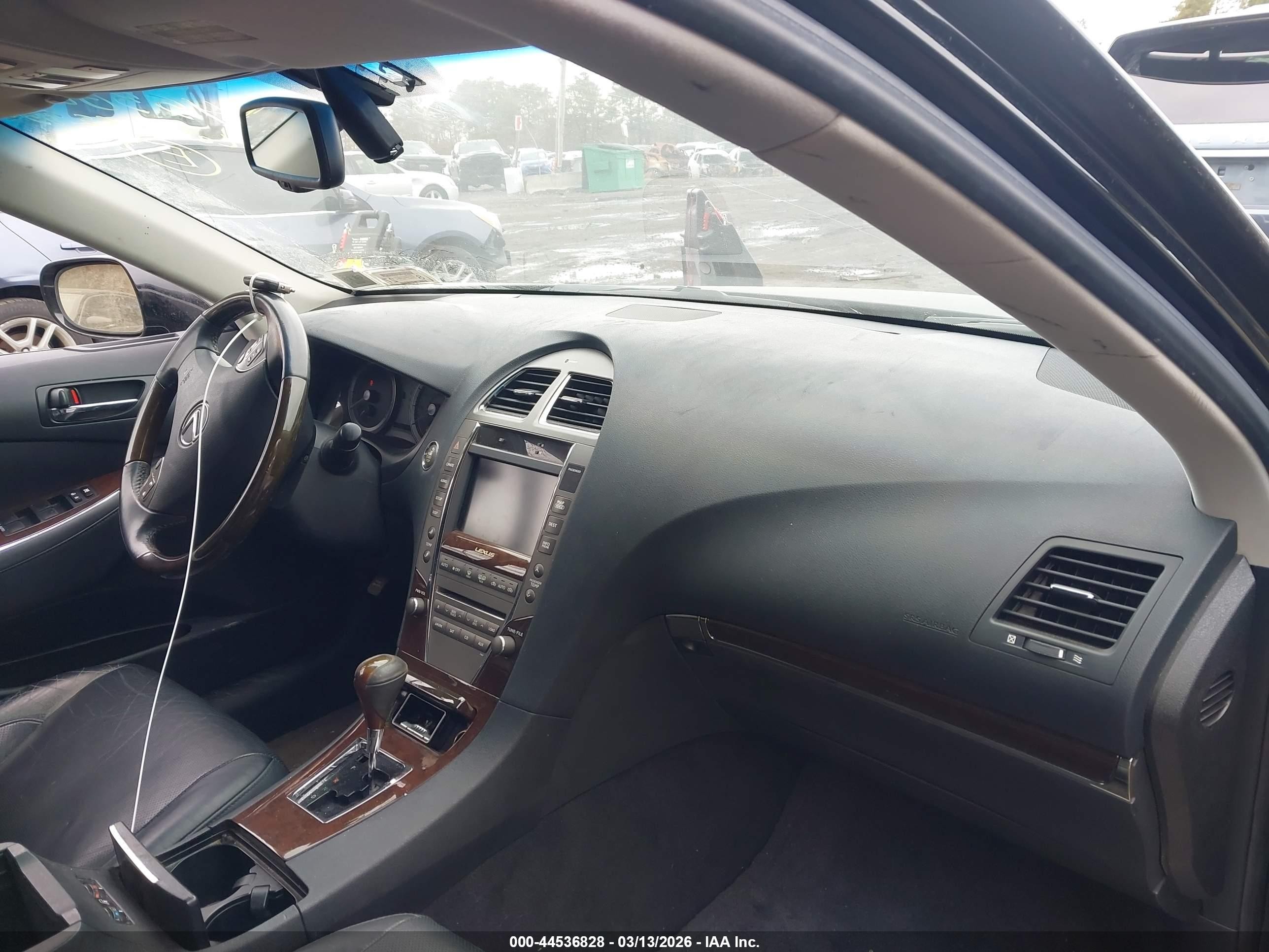 2011 Lexus Es 350   Black vin: JTHBK1EG6B2421547
