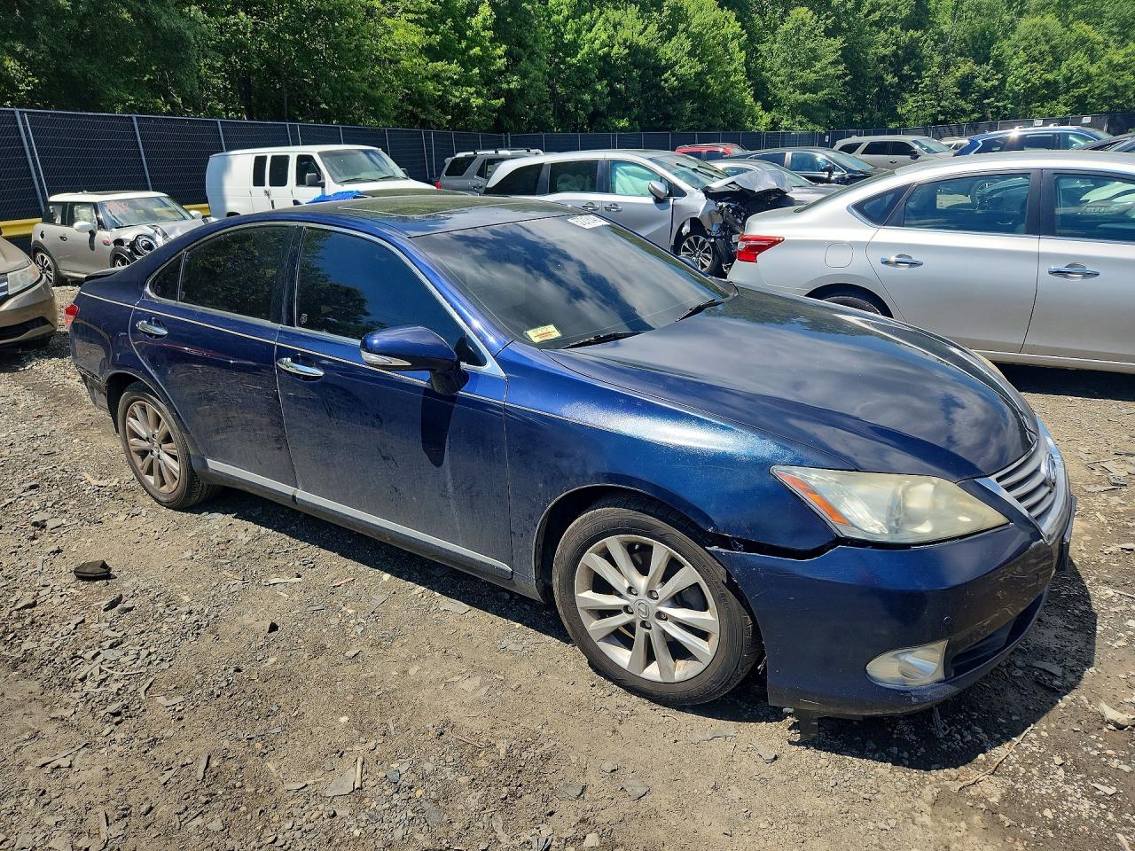 2011 Lexus Es 350 Blue vin: JTHBK1EG6B2427218
