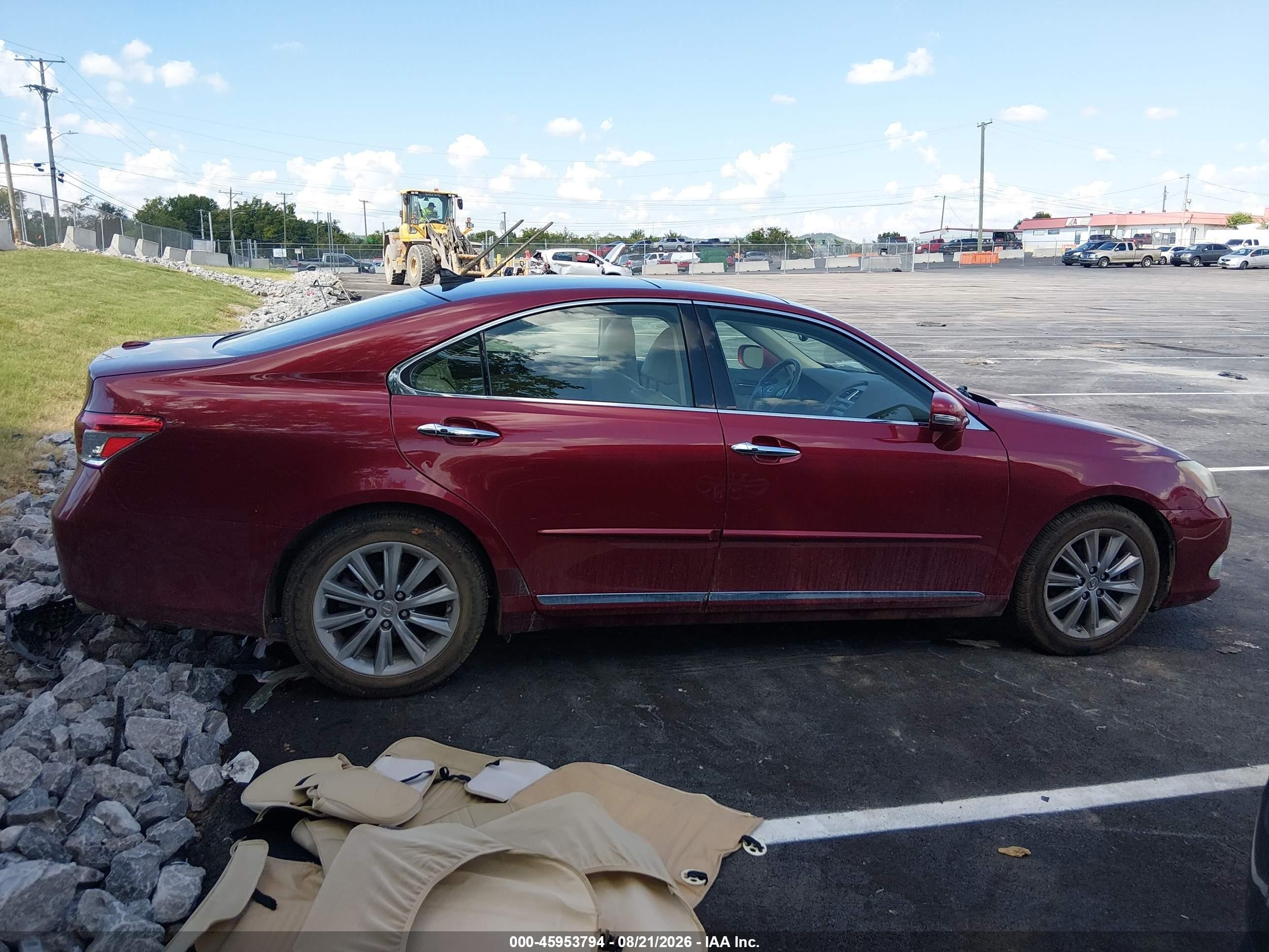 2011 Lexus Es 350   Burgundy vin: JTHBK1EG6B2433696