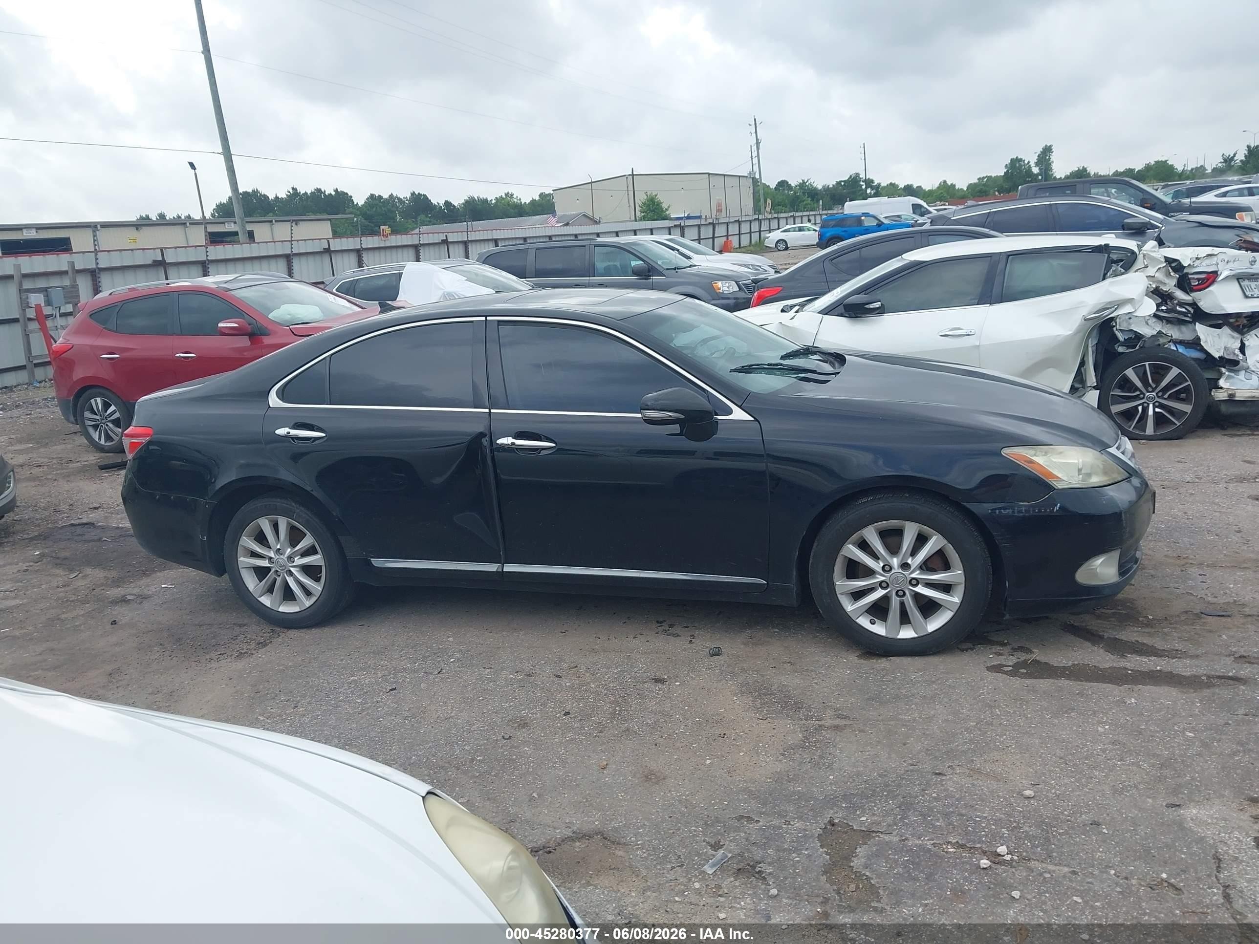 2011 Lexus Es 350   Black vin: JTHBK1EG6B2437120