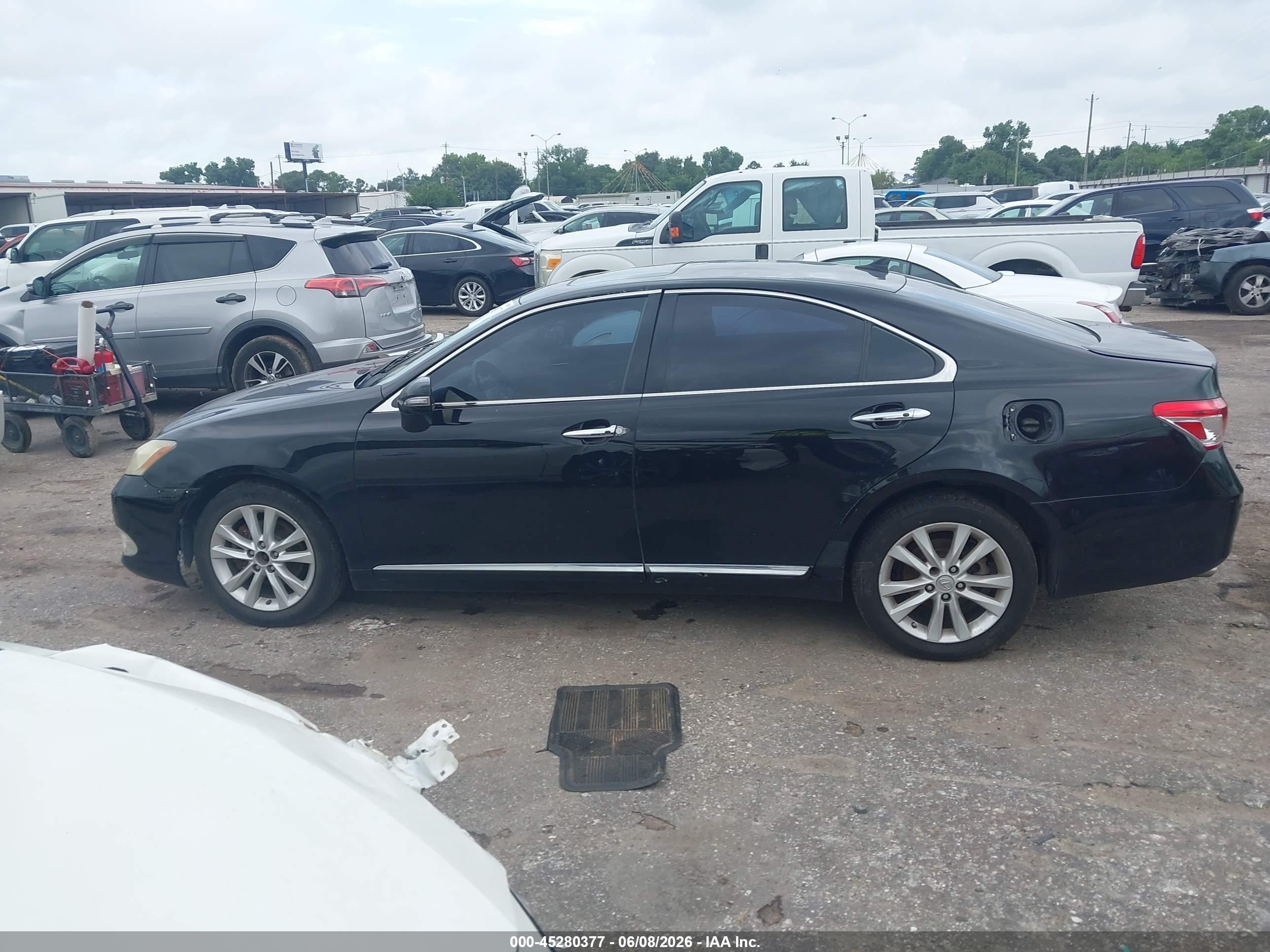 2011 Lexus Es 350   Black vin: JTHBK1EG6B2437120