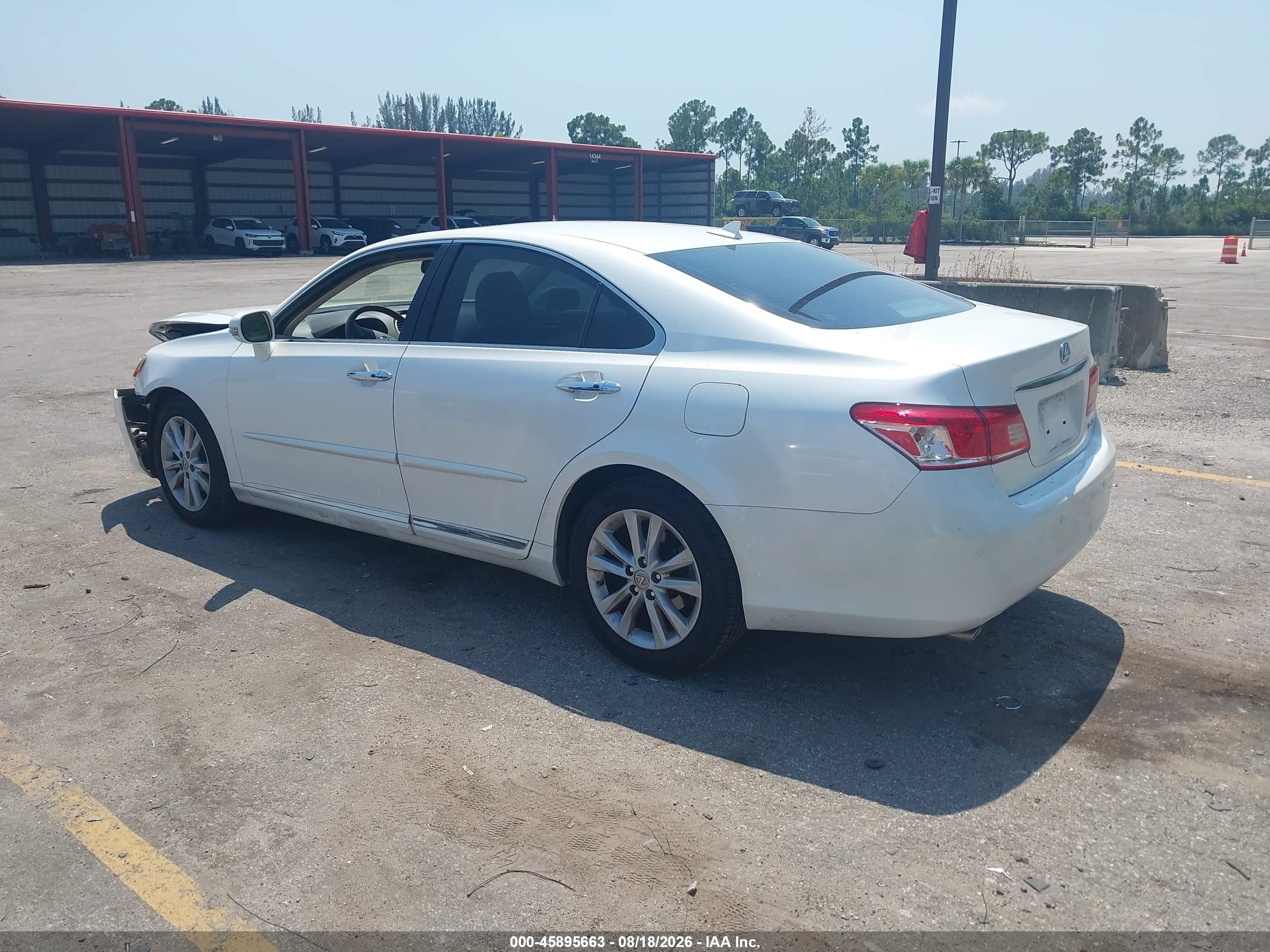 2011 Lexus Es 350   Белый vin: JTHBK1EG6B2440339
