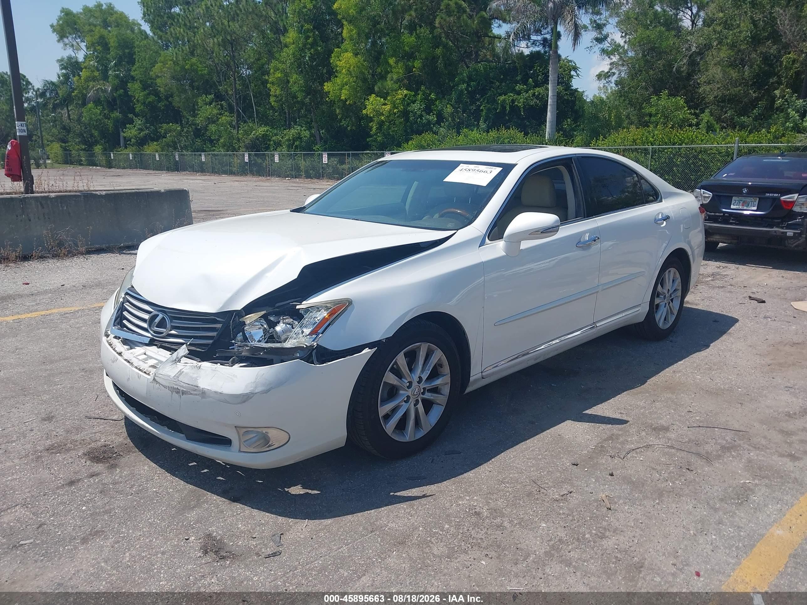 2011 Lexus Es 350   Белый vin: JTHBK1EG6B2440339