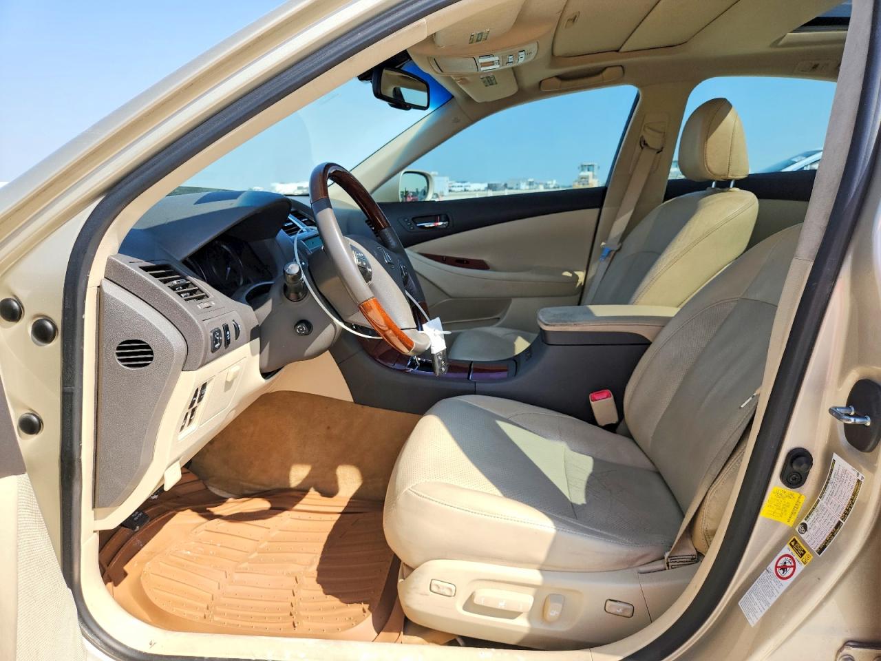 2011 Lexus Es 350 Beige vin: JTHBK1EG6B2461210