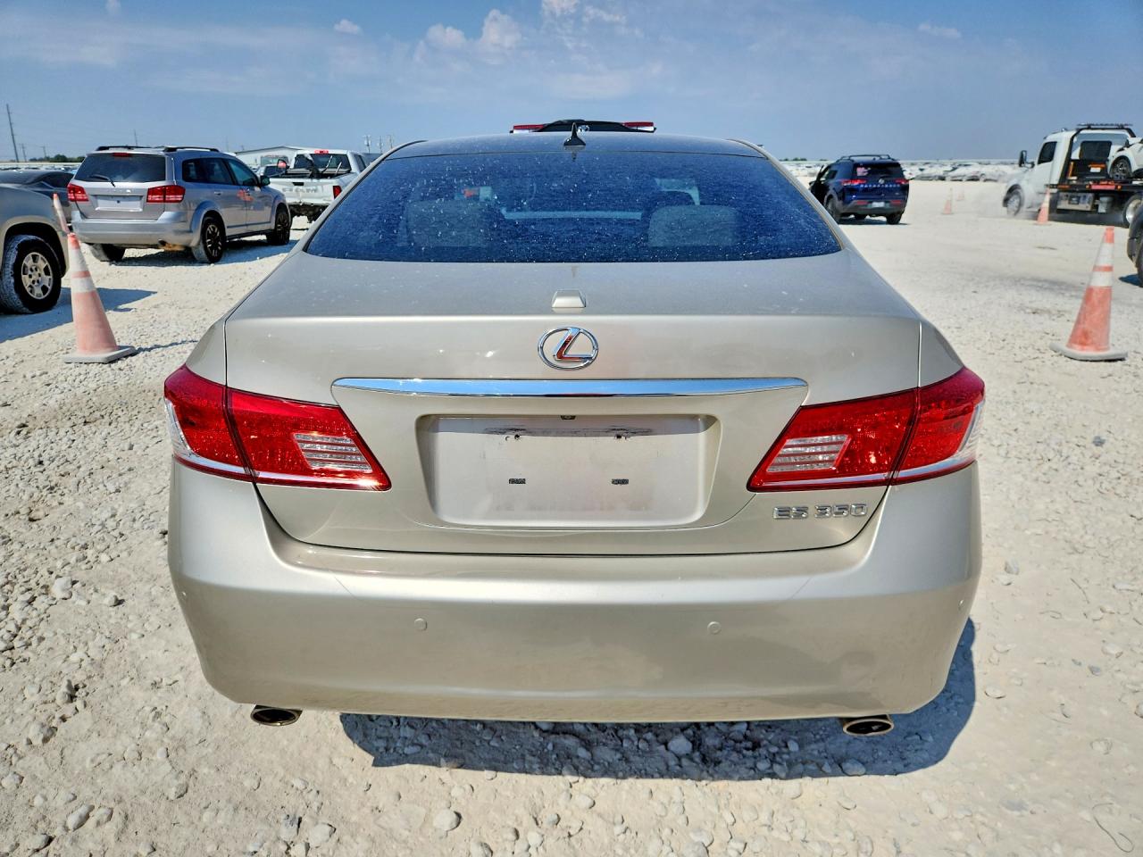 2011 Lexus Es 350 Beige vin: JTHBK1EG6B2461210