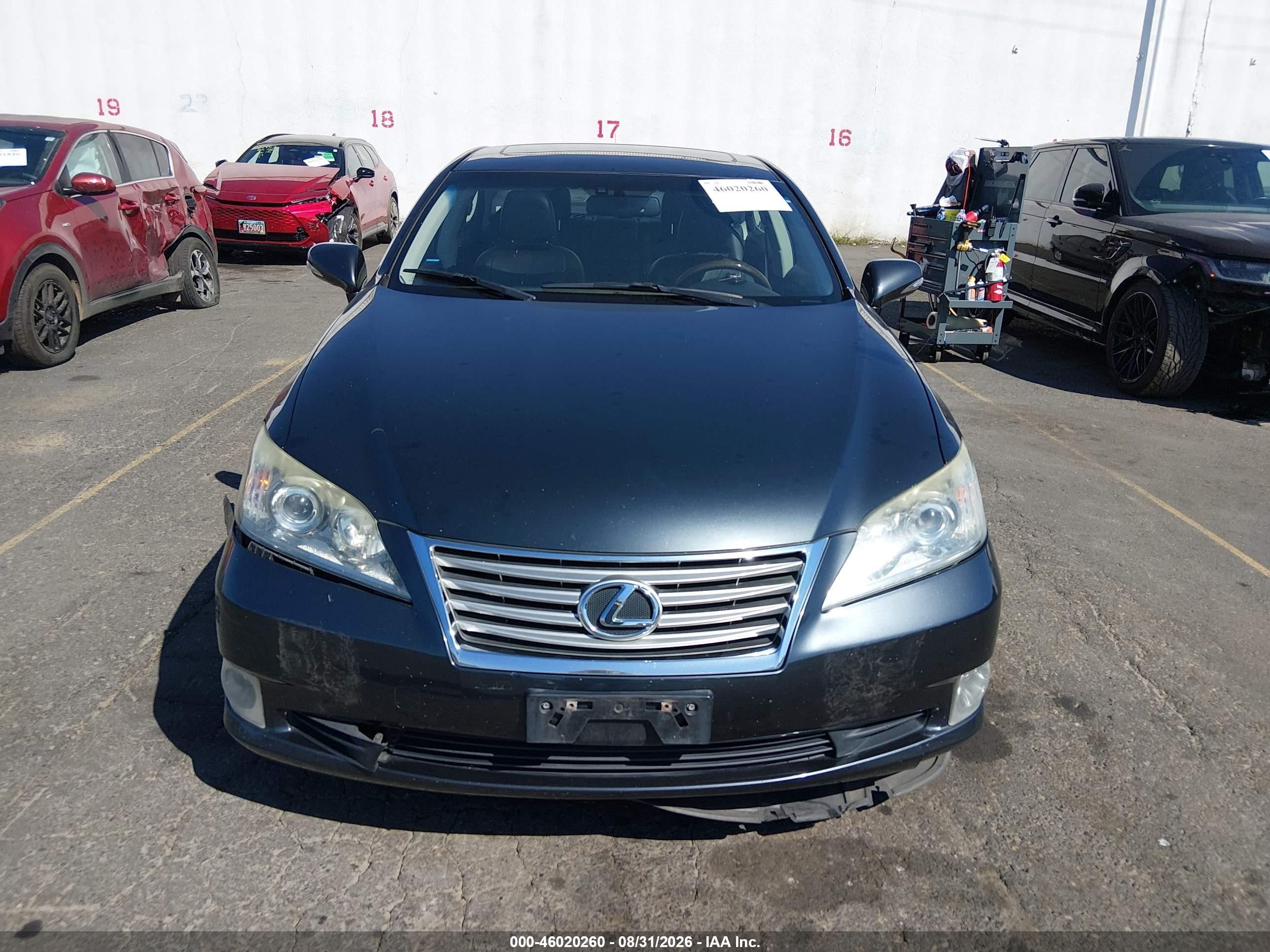 2011 Lexus Es 350   Gray vin: JTHBK1EG6B2462440