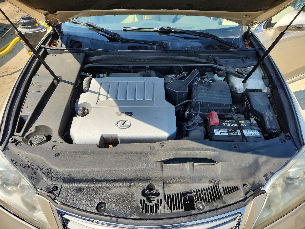 2011 Lexus Es 350 Base Gold vin: JTHBK1EG6B2463510