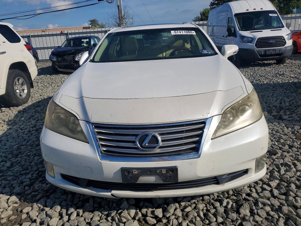 2011 Lexus Es 350 White vin: JTHBK1EG6B2469565