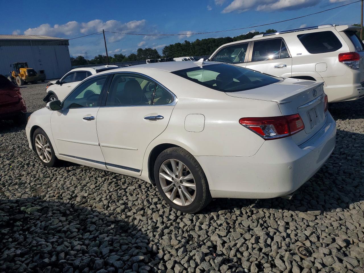 2011 Lexus Es 350 White vin: JTHBK1EG6B2469565