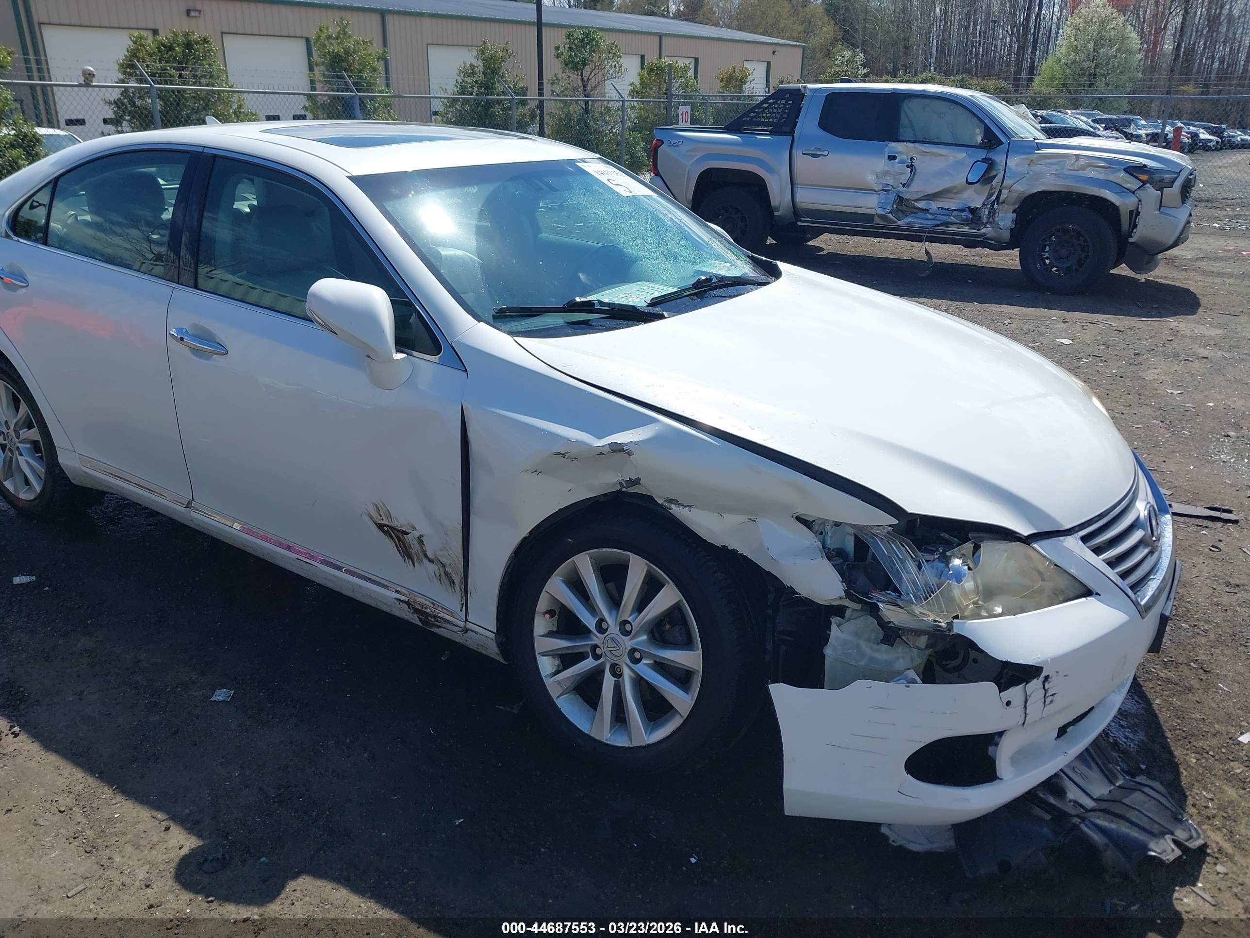 2012 Lexus Es 350   White vin: JTHBK1EG6C2473200