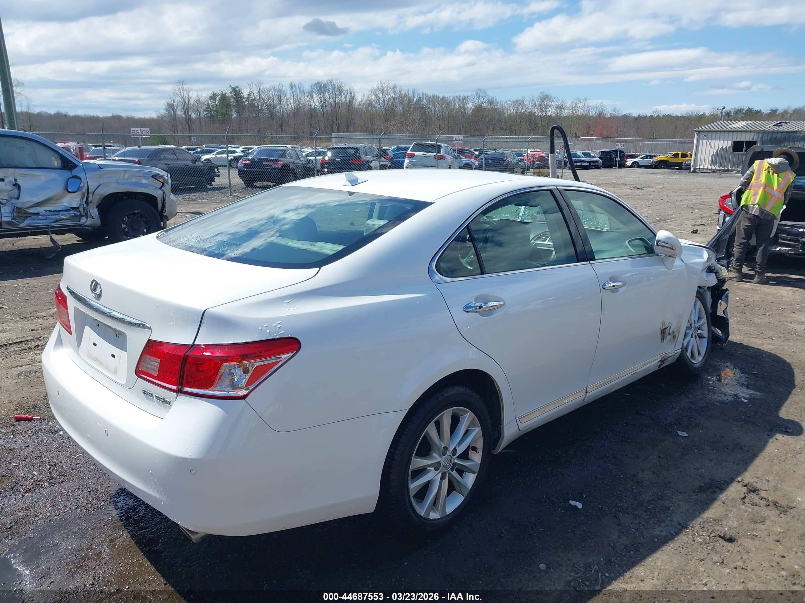 2012 Lexus Es 350   White vin: JTHBK1EG6C2473200