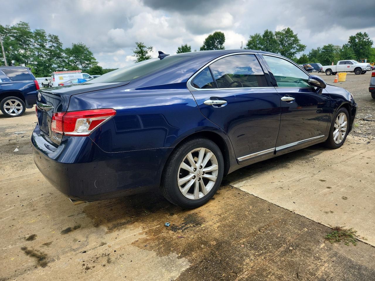 2012 Lexus Es 350 Blue vin: JTHBK1EG6C2506700