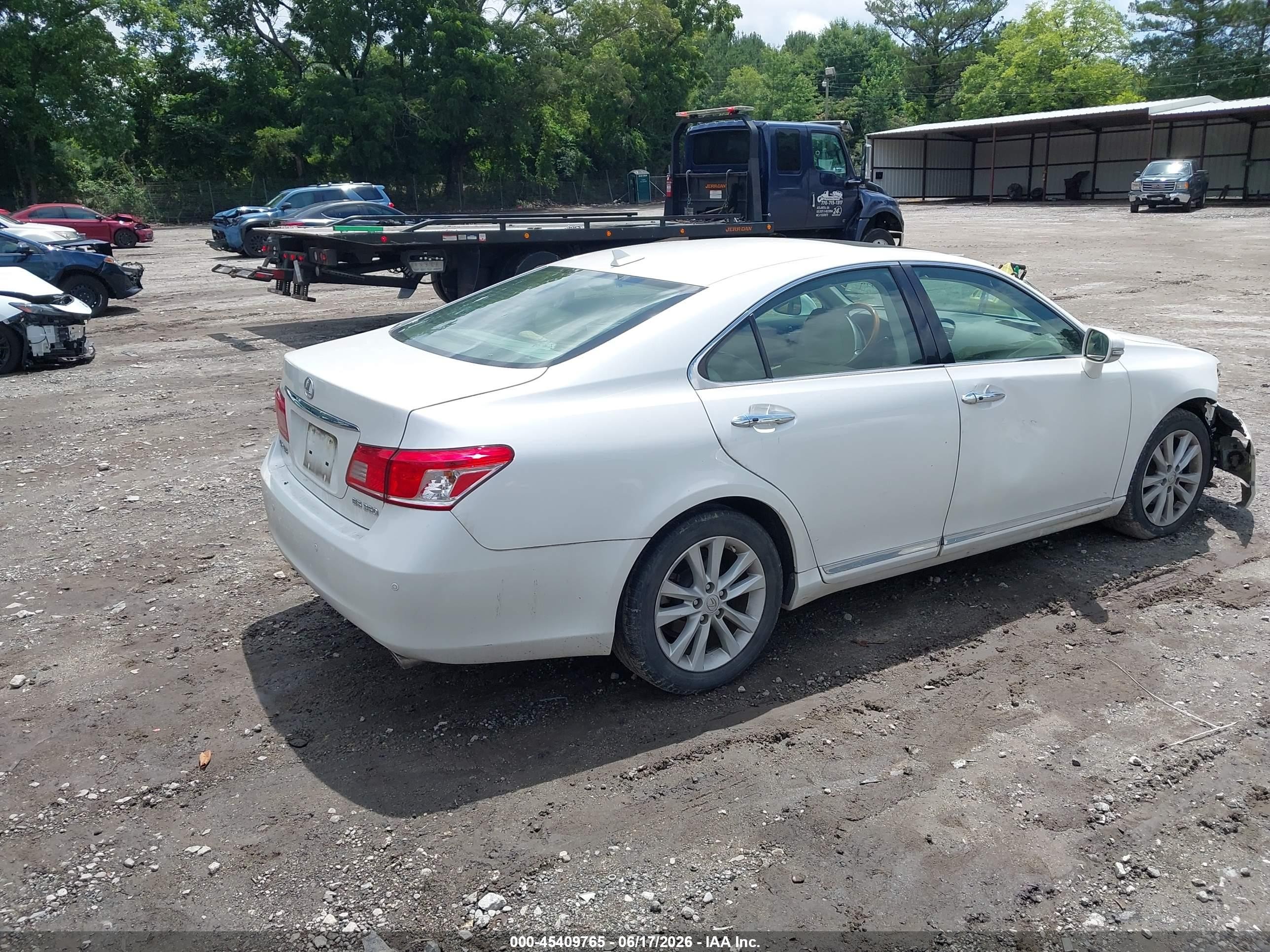 2010 Lexus Es 350   White vin: JTHBK1EG7A2345898