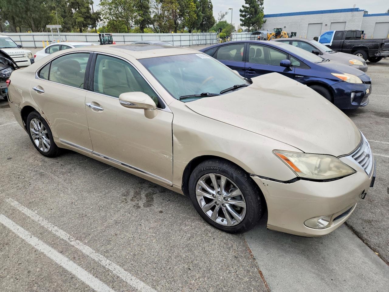 2010 Lexus Es 350 Желто-коричневый vin: JTHBK1EG7A2358649