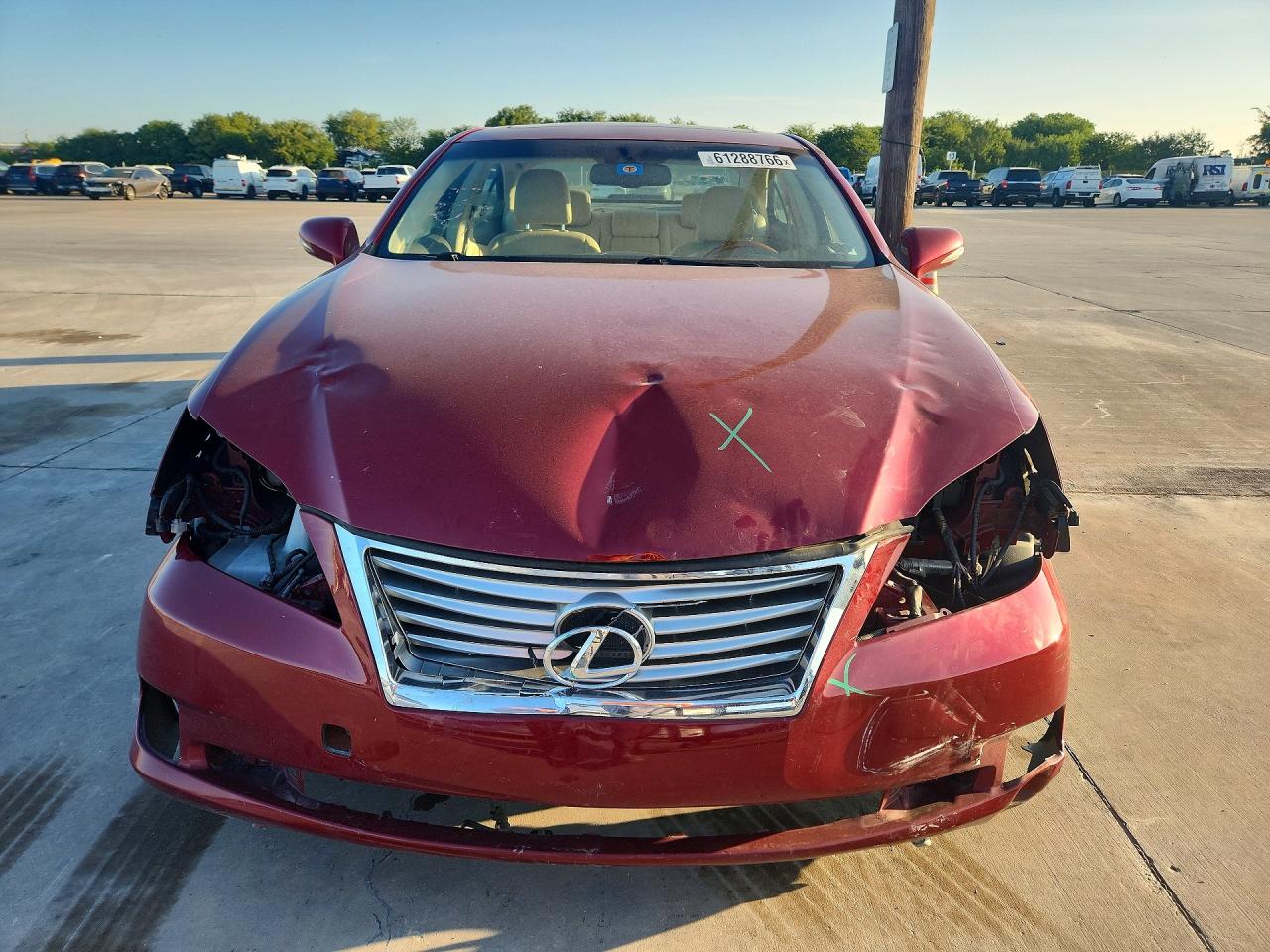 2010 Lexus Es 350 Red vin: JTHBK1EG7A2364757