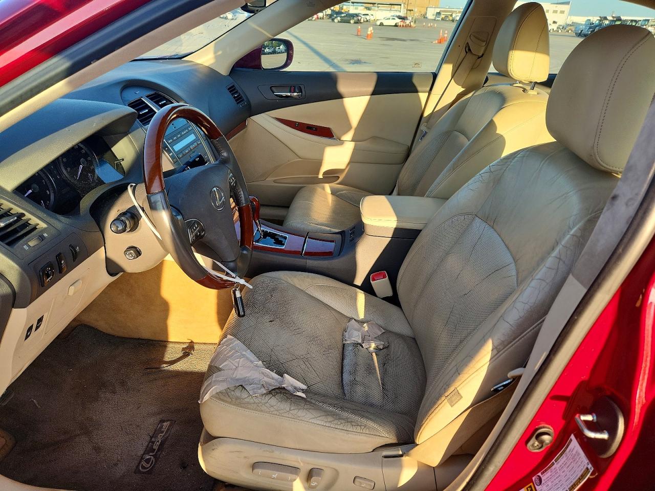 2010 Lexus Es 350 Red vin: JTHBK1EG7A2364757