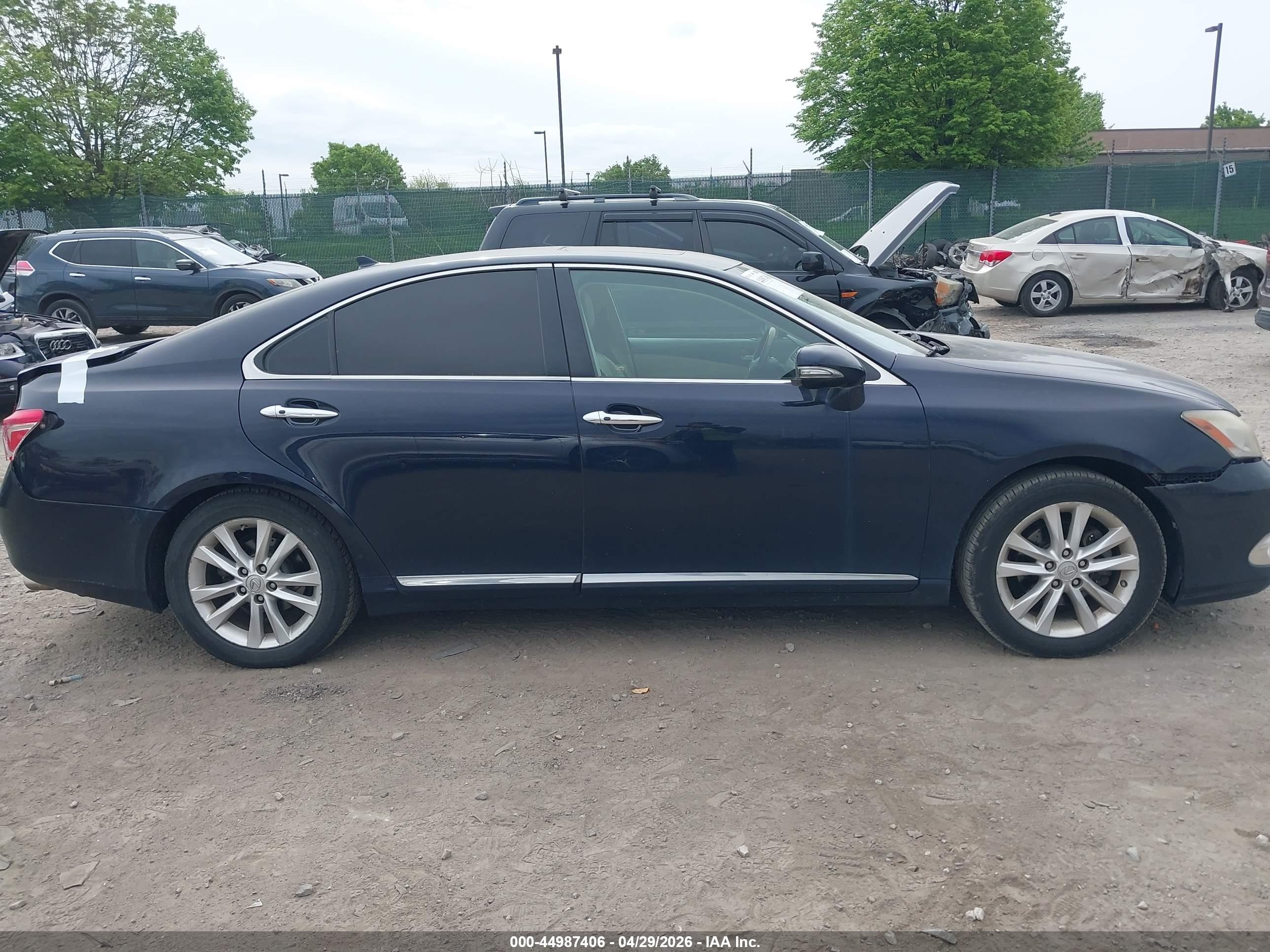 2010 Lexus Es 350 Dark Blue vin: JTHBK1EG7A2369392