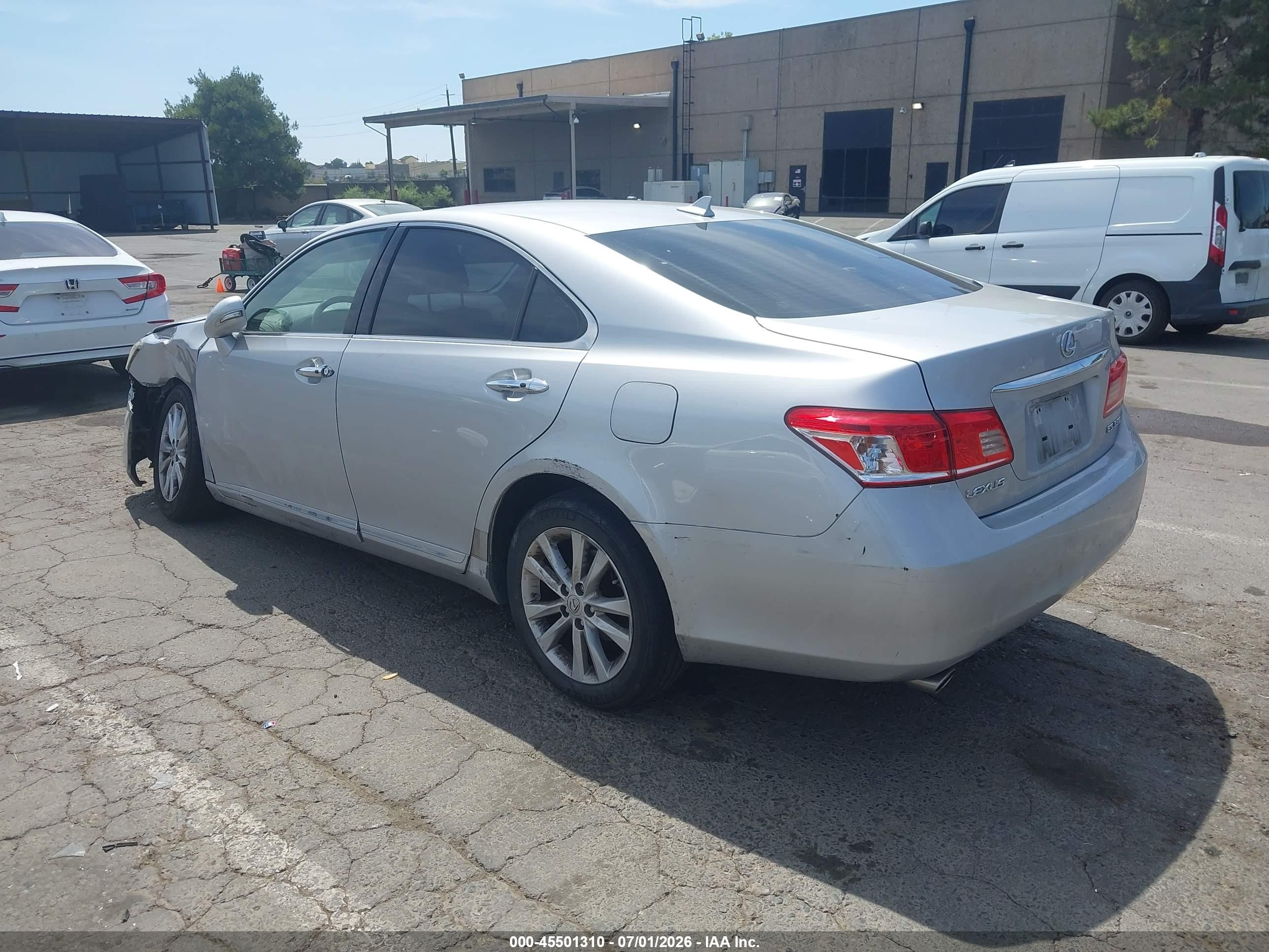 2010 Lexus Es 350   Silver vin: JTHBK1EG7A2392669
