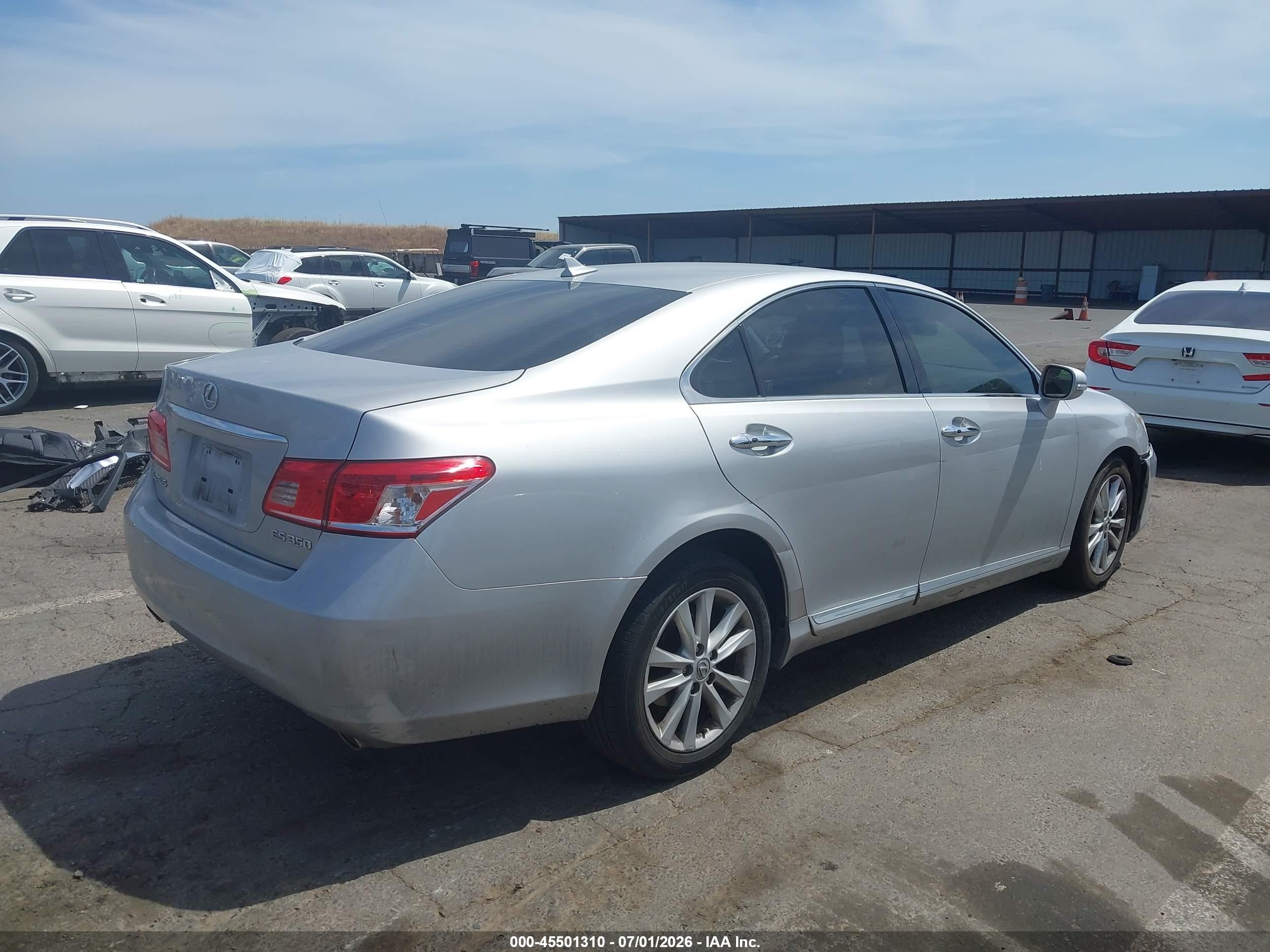 2010 Lexus Es 350   Silver vin: JTHBK1EG7A2392669