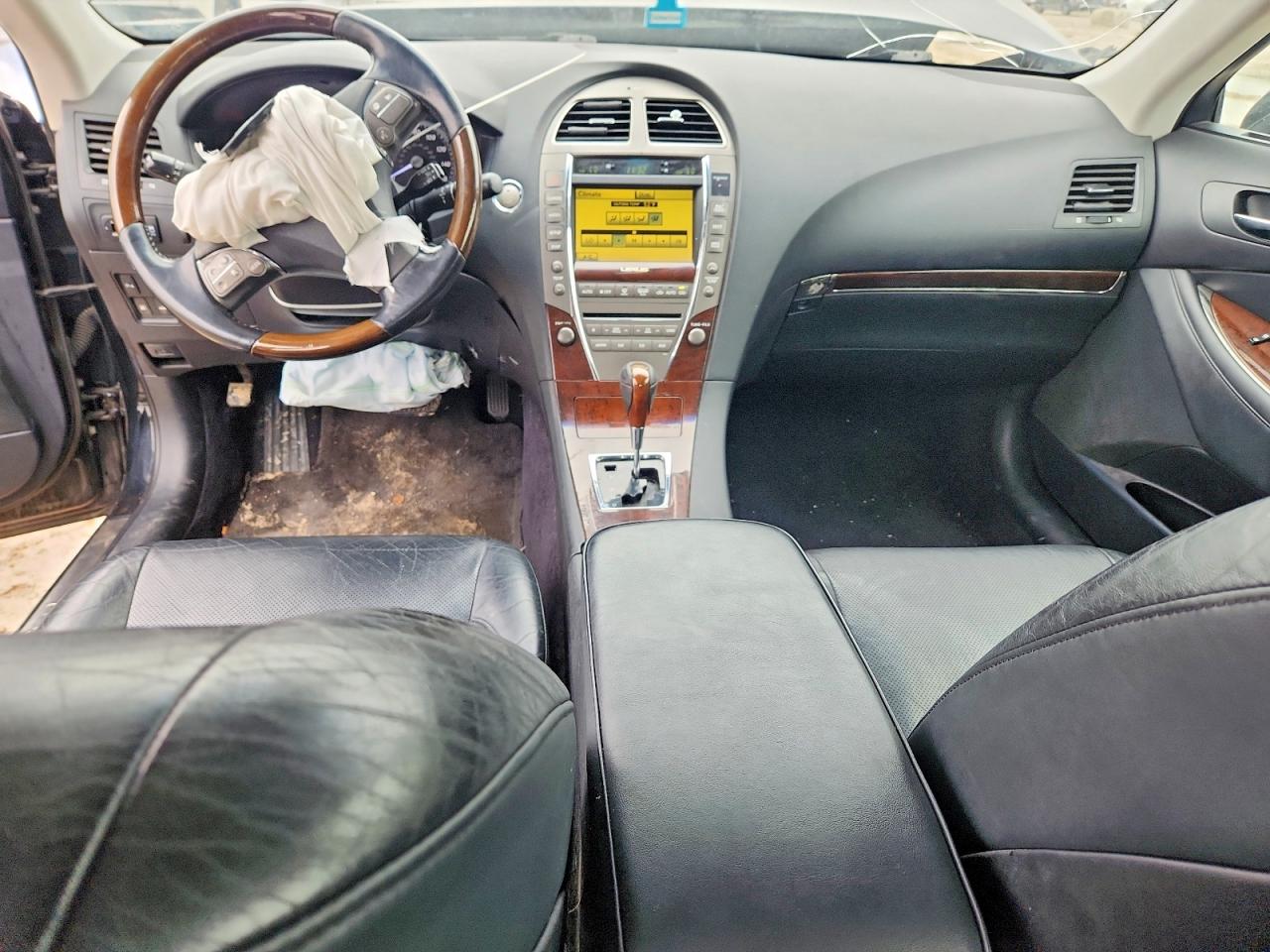 2011 Lexus Es 350 Base Черный vin: JTHBK1EG7B2415000
