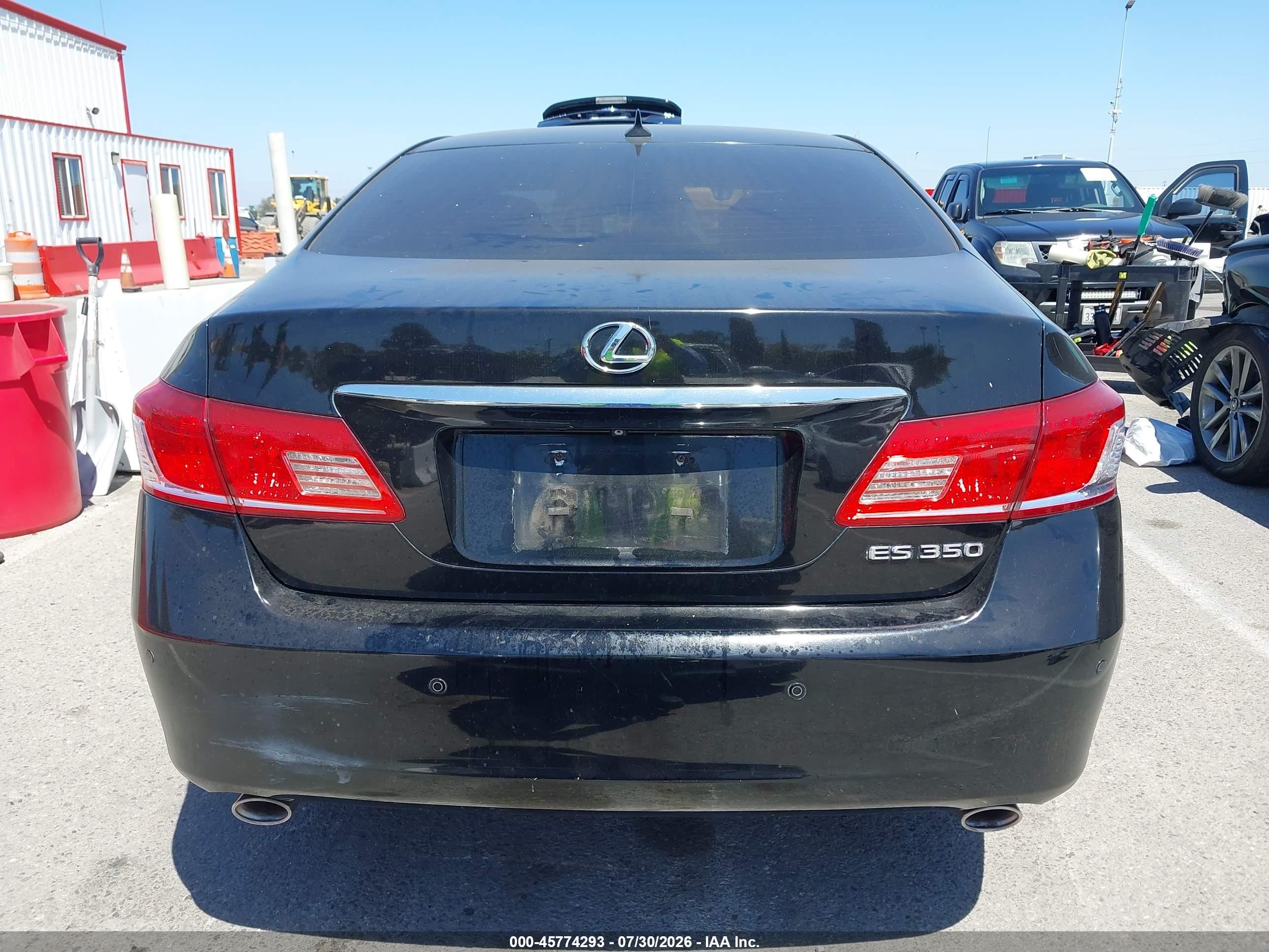 2011 Lexus Es 350   Black vin: JTHBK1EG7B2421976