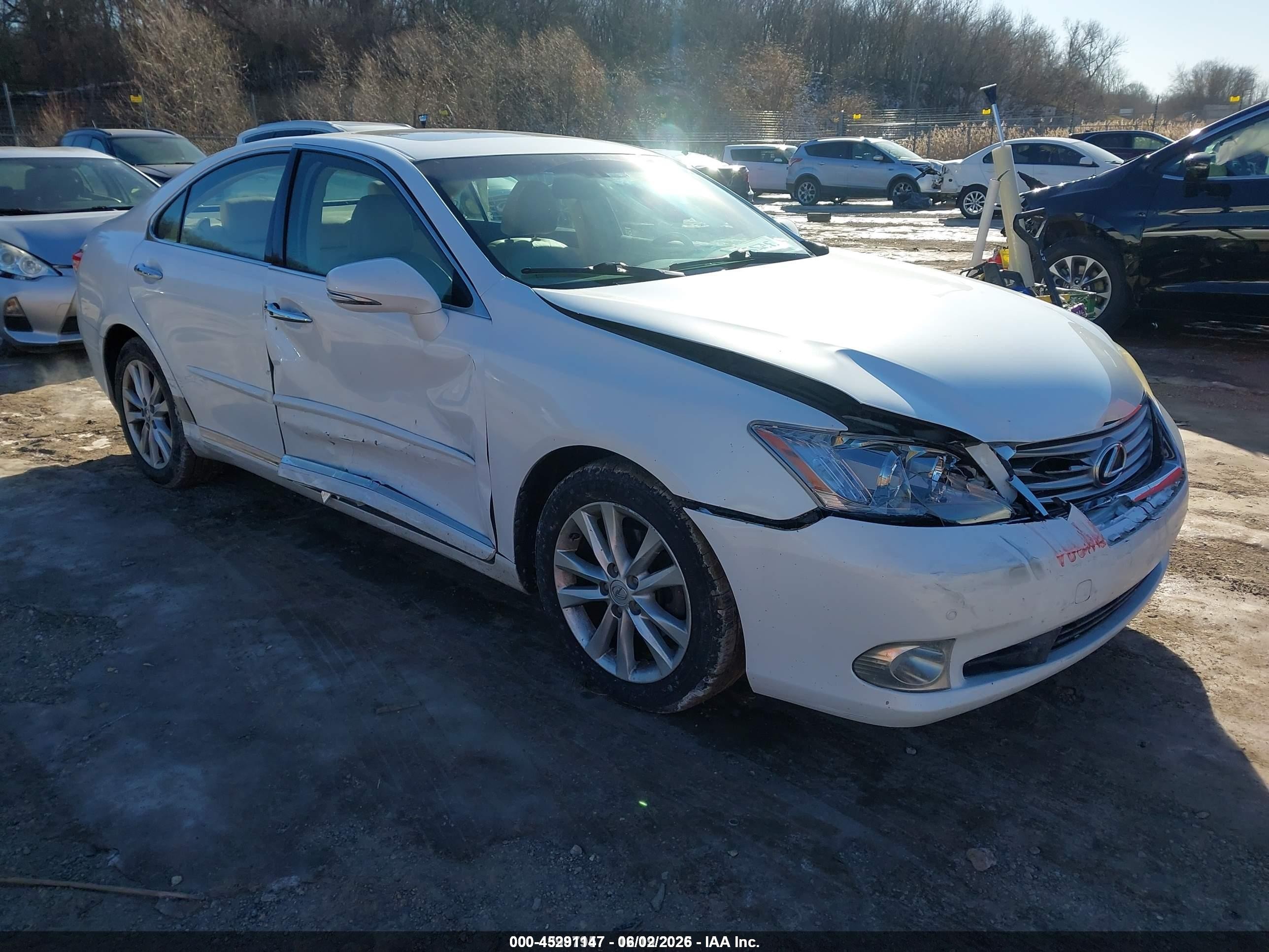 2011 Lexus Es 350   Белый vin: JTHBK1EG7B2430354