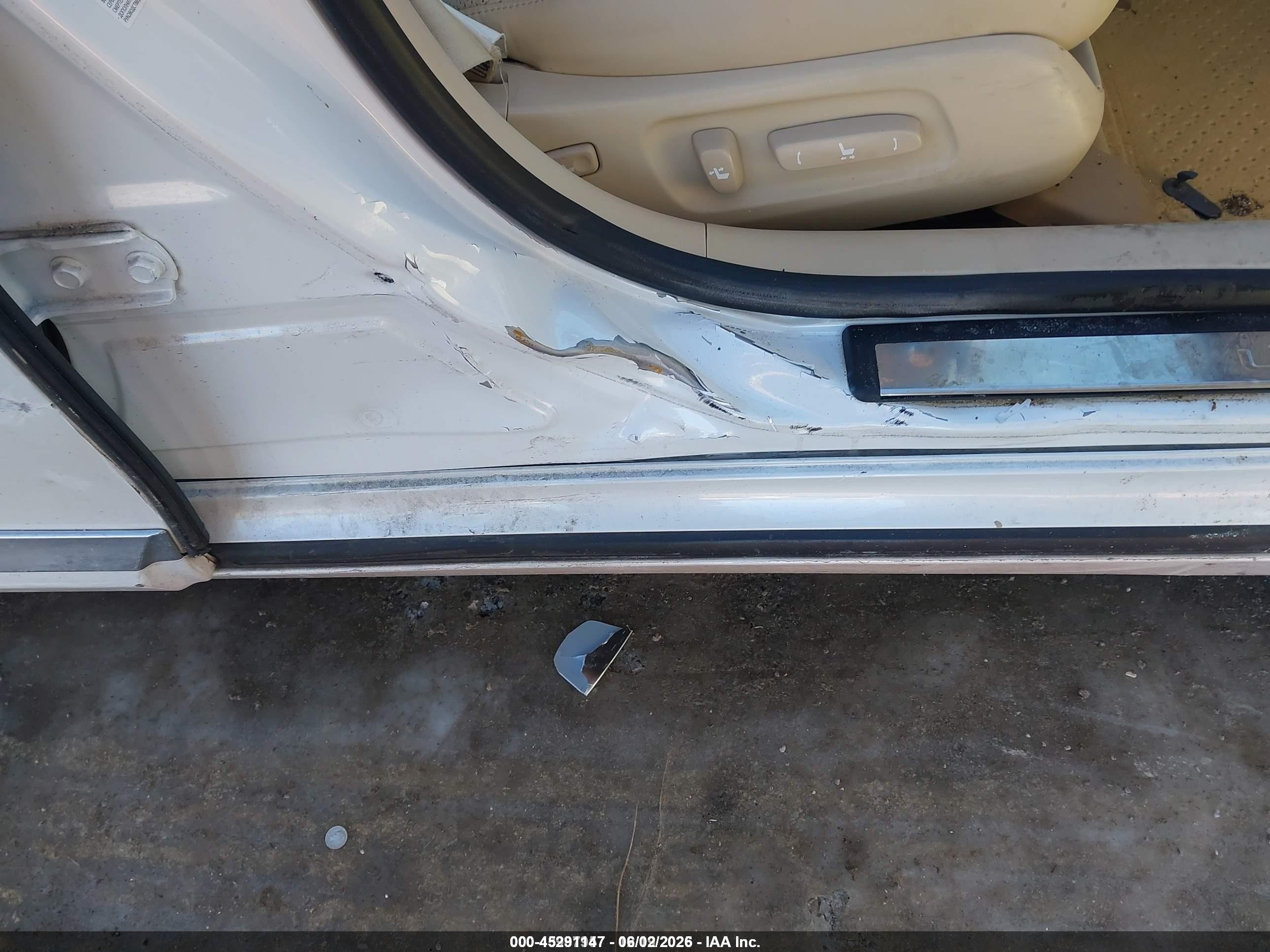 2011 Lexus Es 350   Белый vin: JTHBK1EG7B2430354