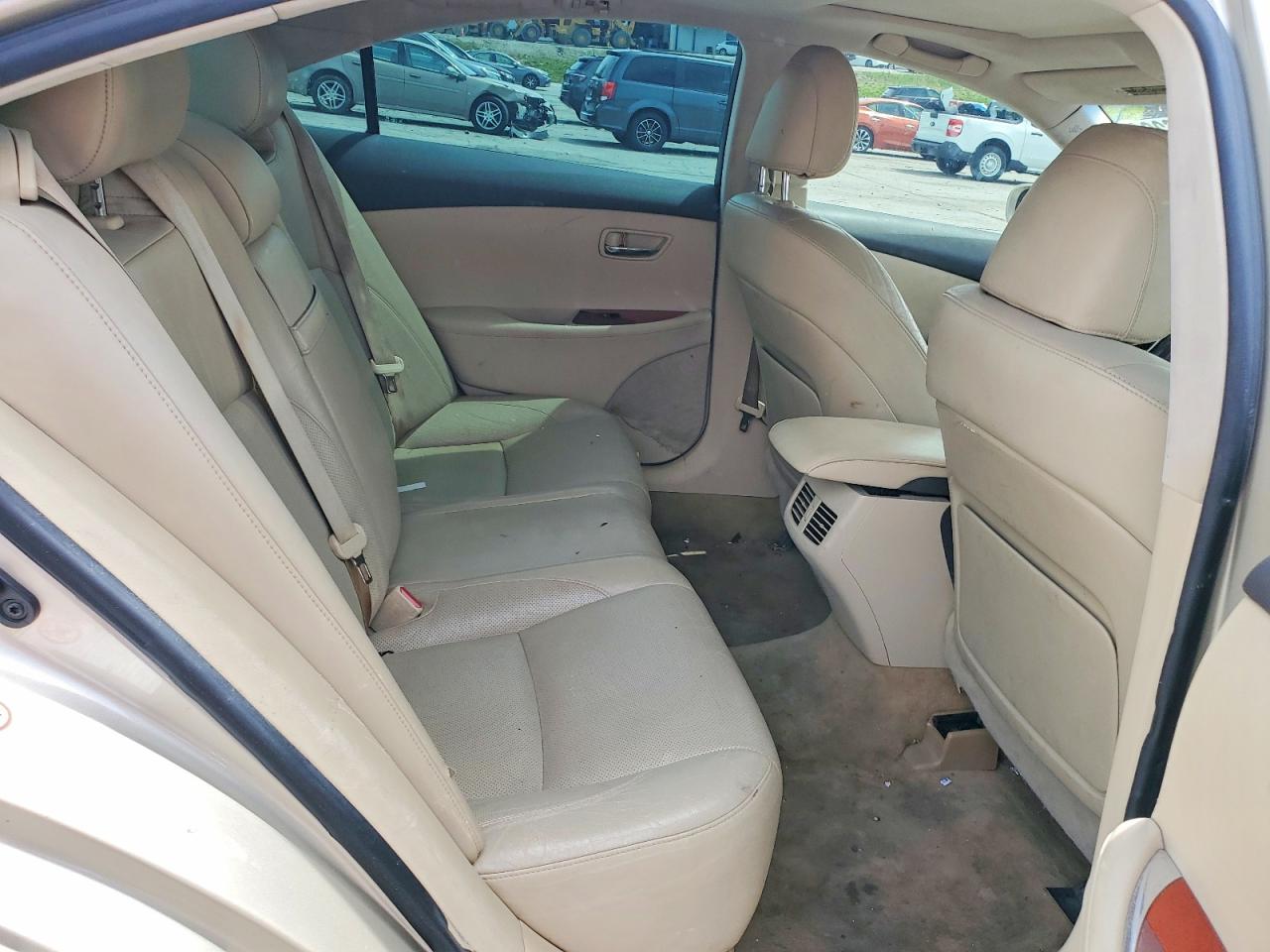 2011 Lexus Es 350 Base Gold vin: JTHBK1EG7B2455965