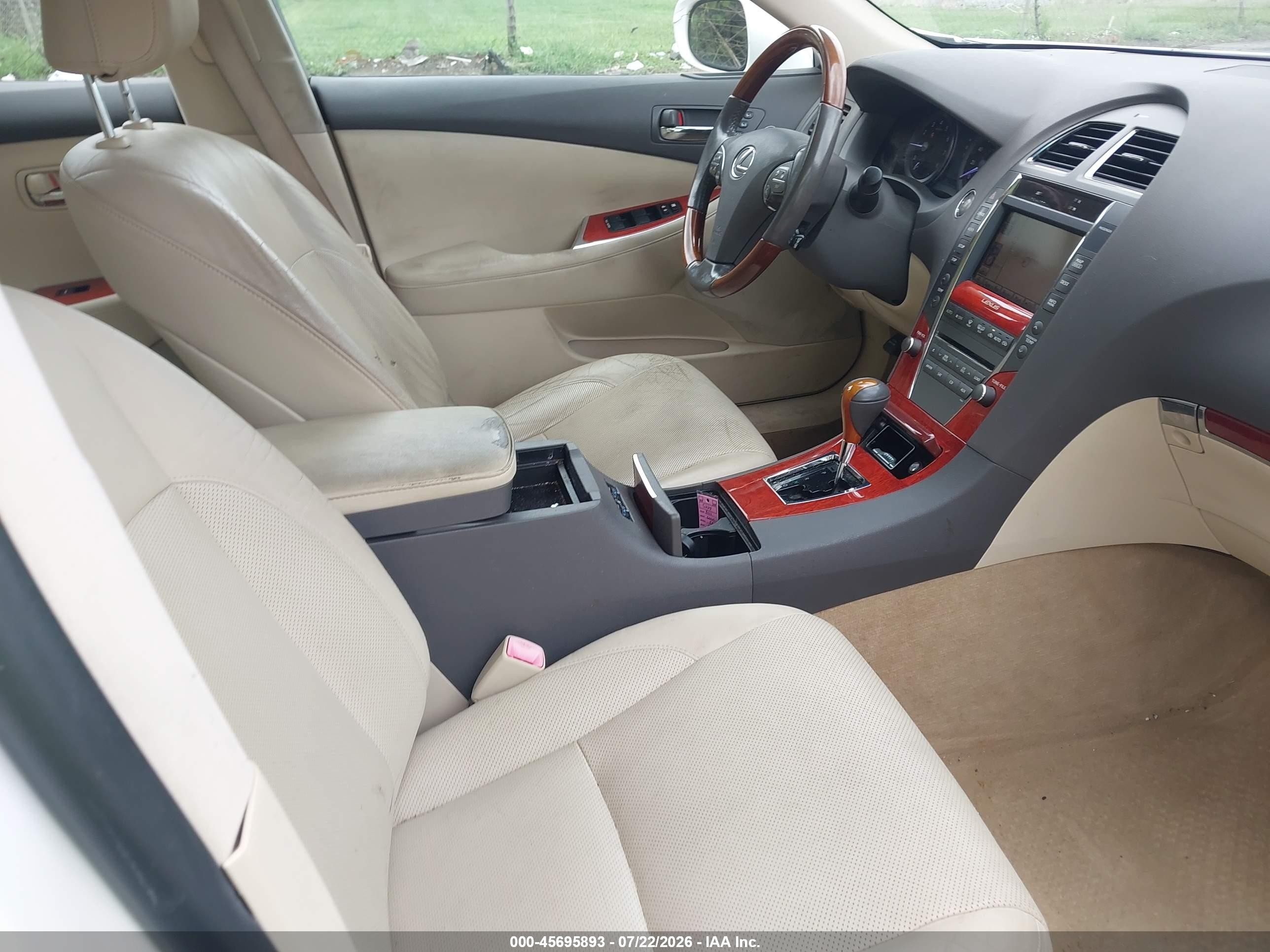 2011 Lexus Es 350   White vin: JTHBK1EG7B2469140