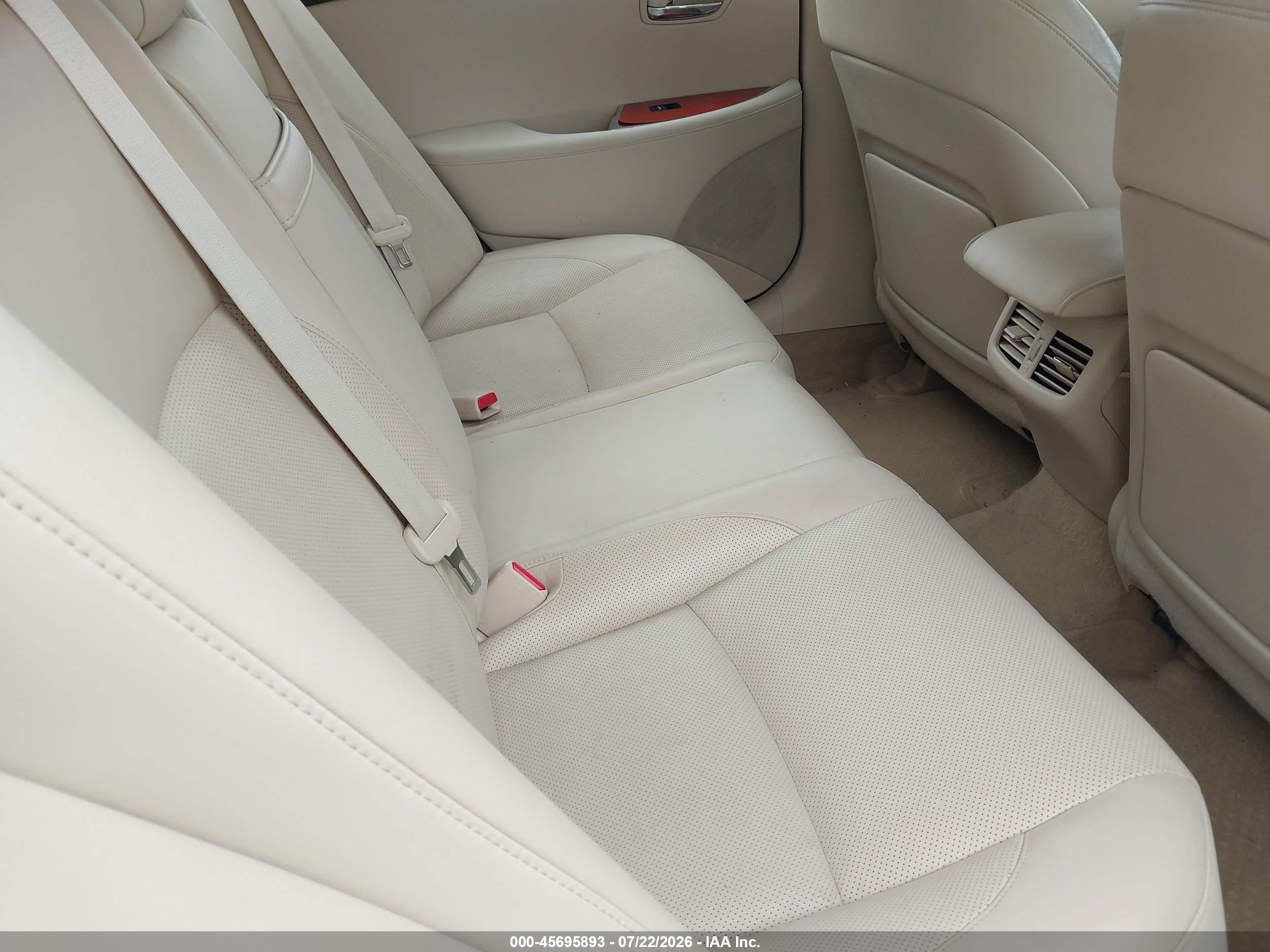 2011 Lexus Es 350   White vin: JTHBK1EG7B2469140