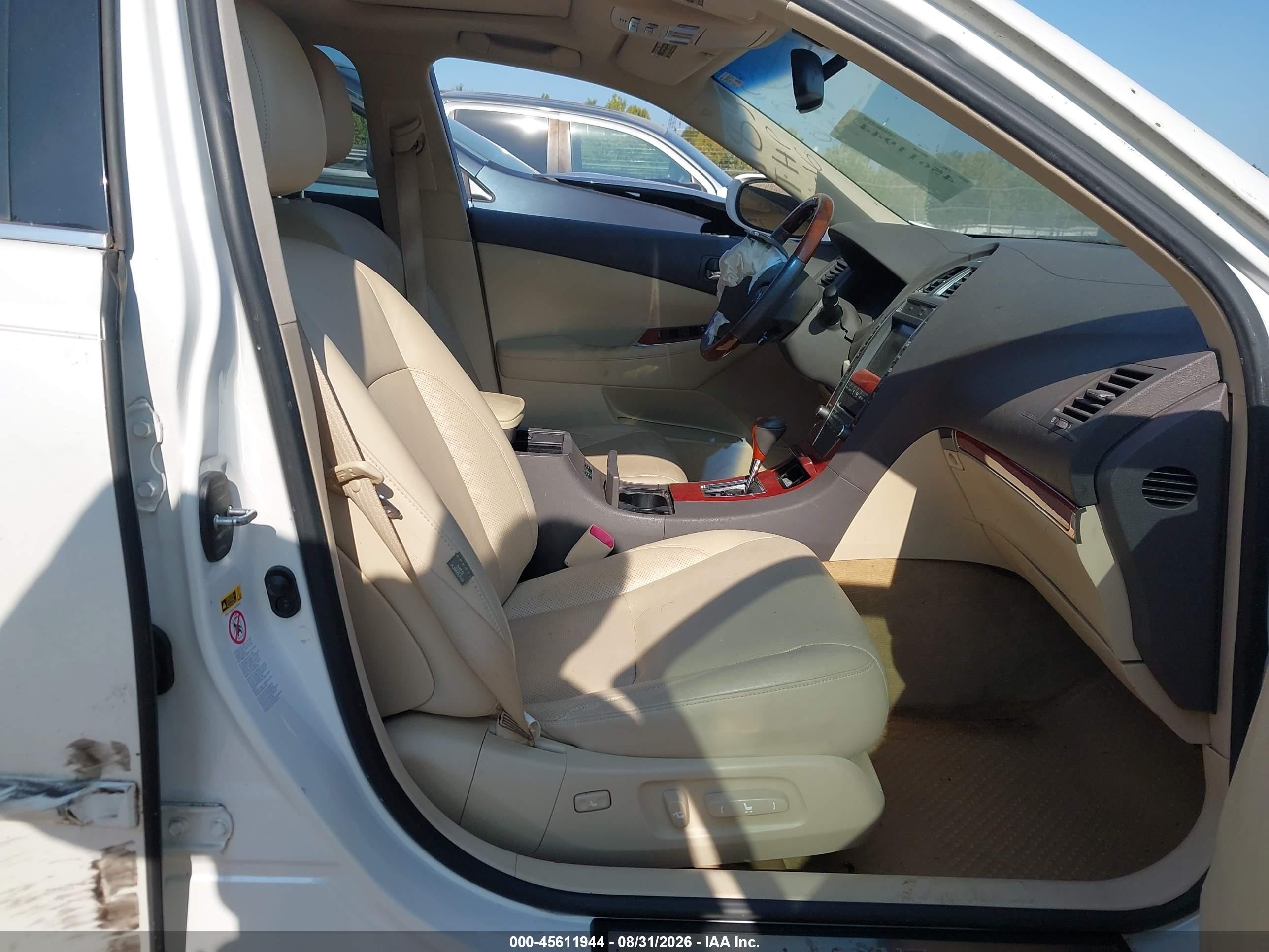 2011 Lexus Es 350   White vin: JTHBK1EG7B2471485
