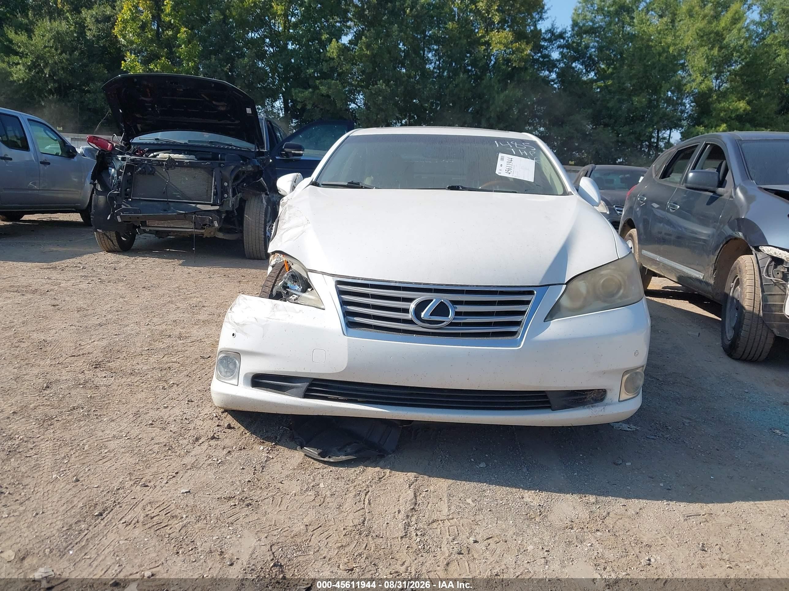 2011 Lexus Es 350   White vin: JTHBK1EG7B2471485