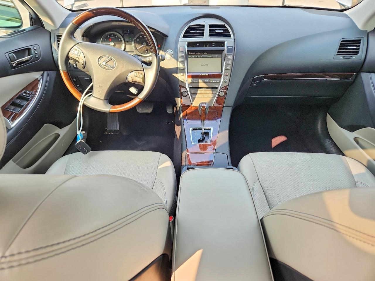 2012 Lexus Es 350 Silver vin: JTHBK1EG7C2484304