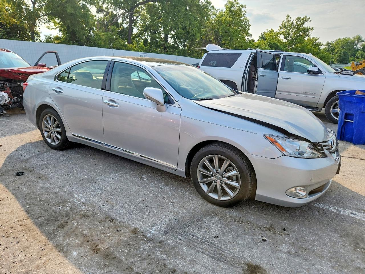 2012 Lexus Es 350 Silver vin: JTHBK1EG7C2484304